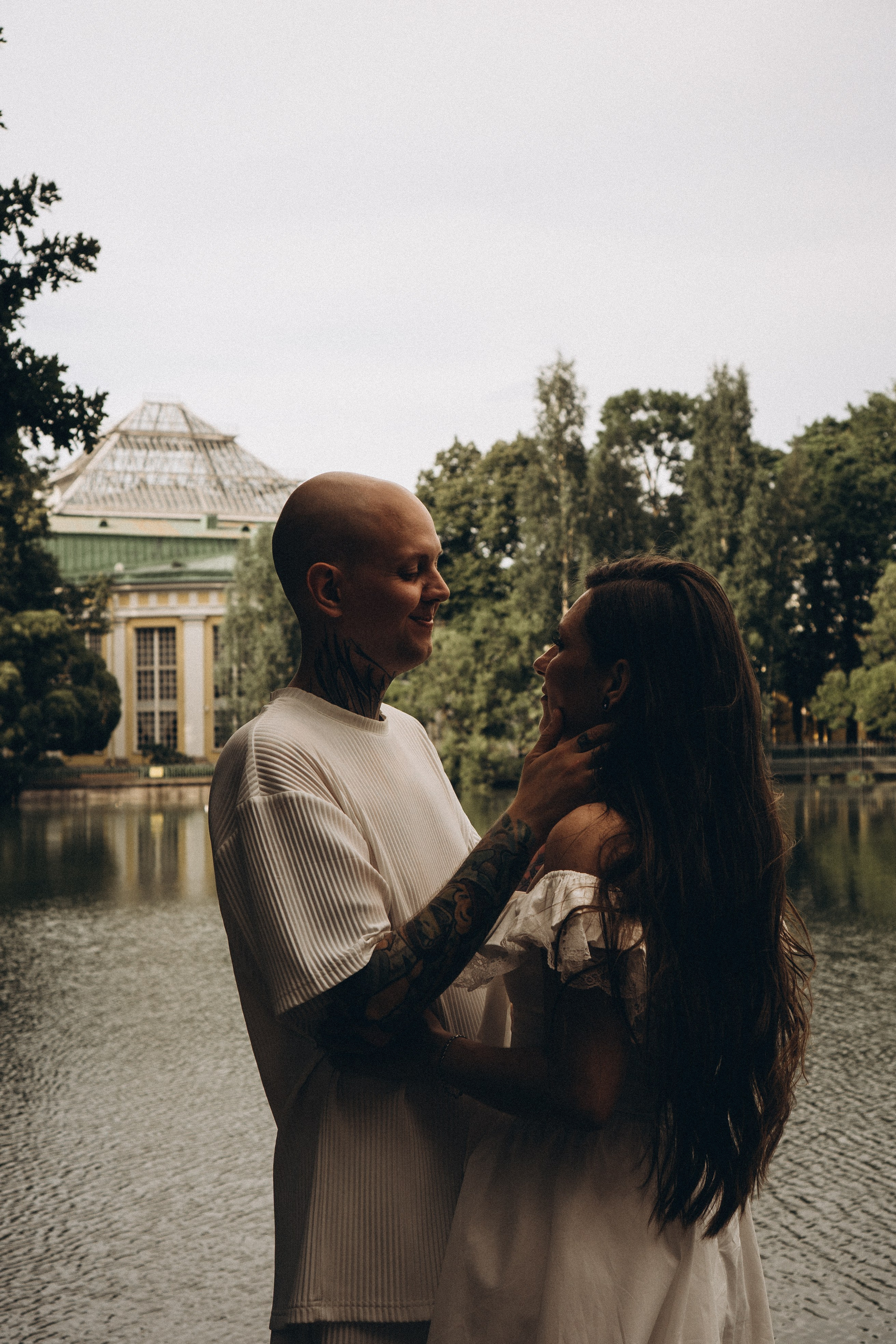 СВАДЕБНАЯ ПРОГУЛКА ПО ТАВРИЧЕСКОМУ САДУ И НЕВСКОЙ РАТУШЕ. Профессиональный фотограф, Санкт-Петербург — Виктория Богомолова