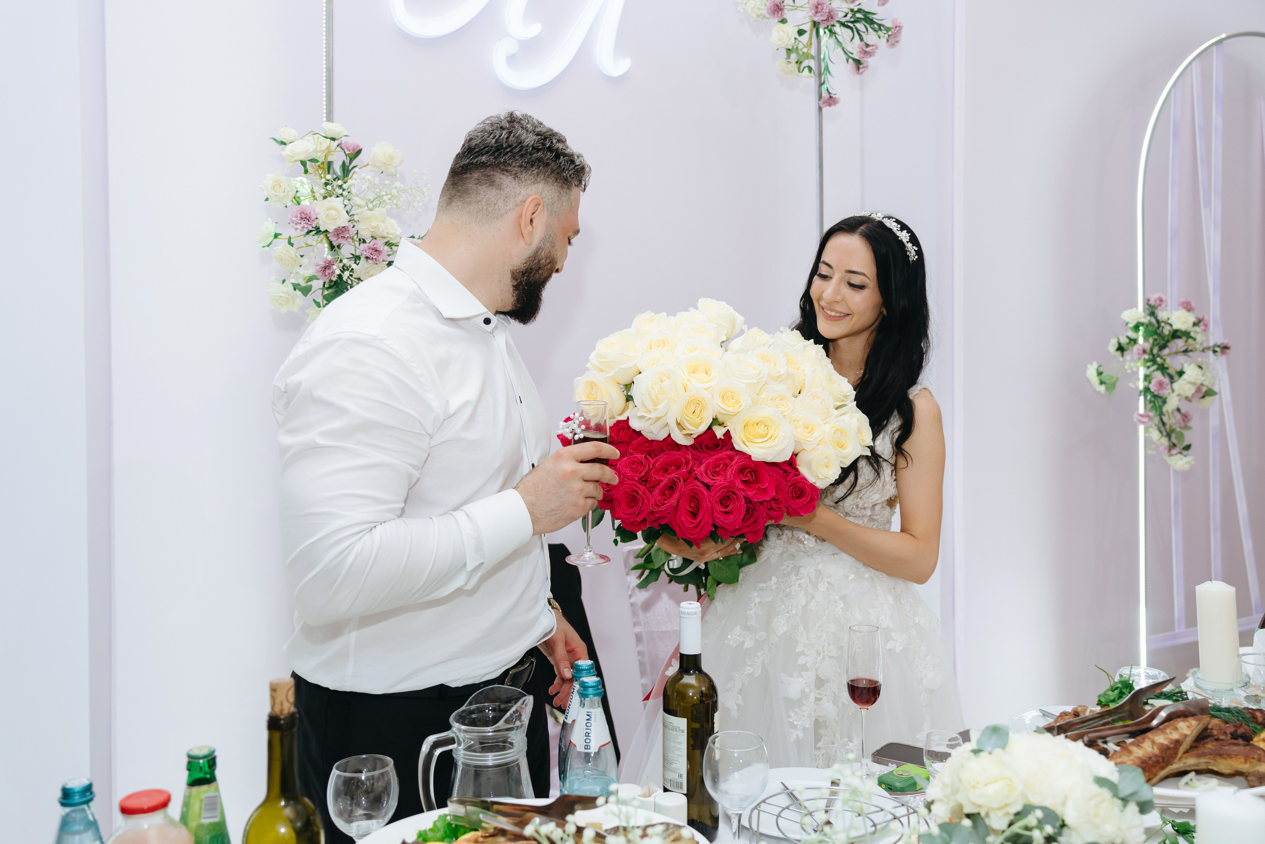 Артем и Лусине. Свадебный фотограф Красноярск Вязьминова Мария