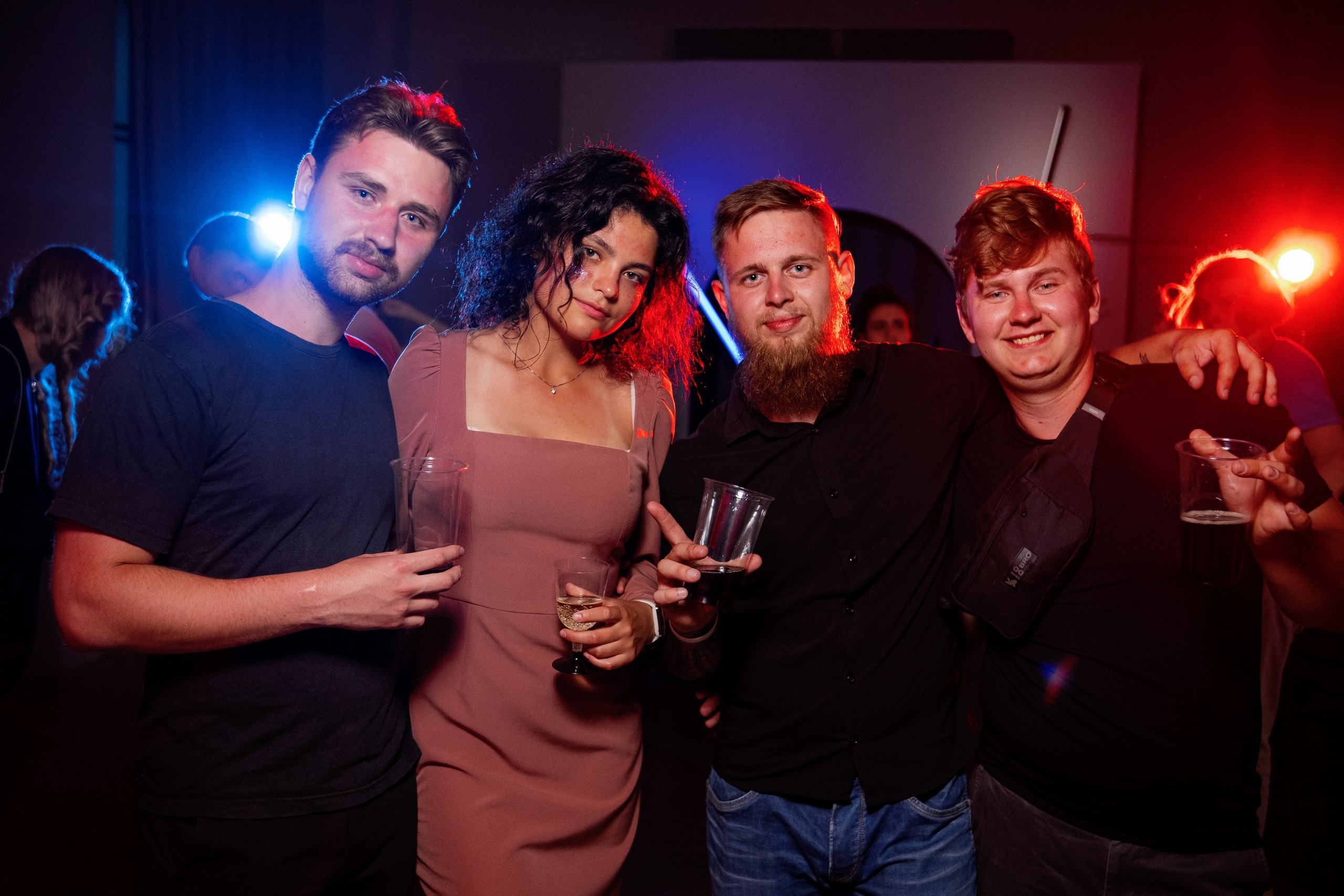 Репортаж фото. Фотограф и видеограф на мероприятия