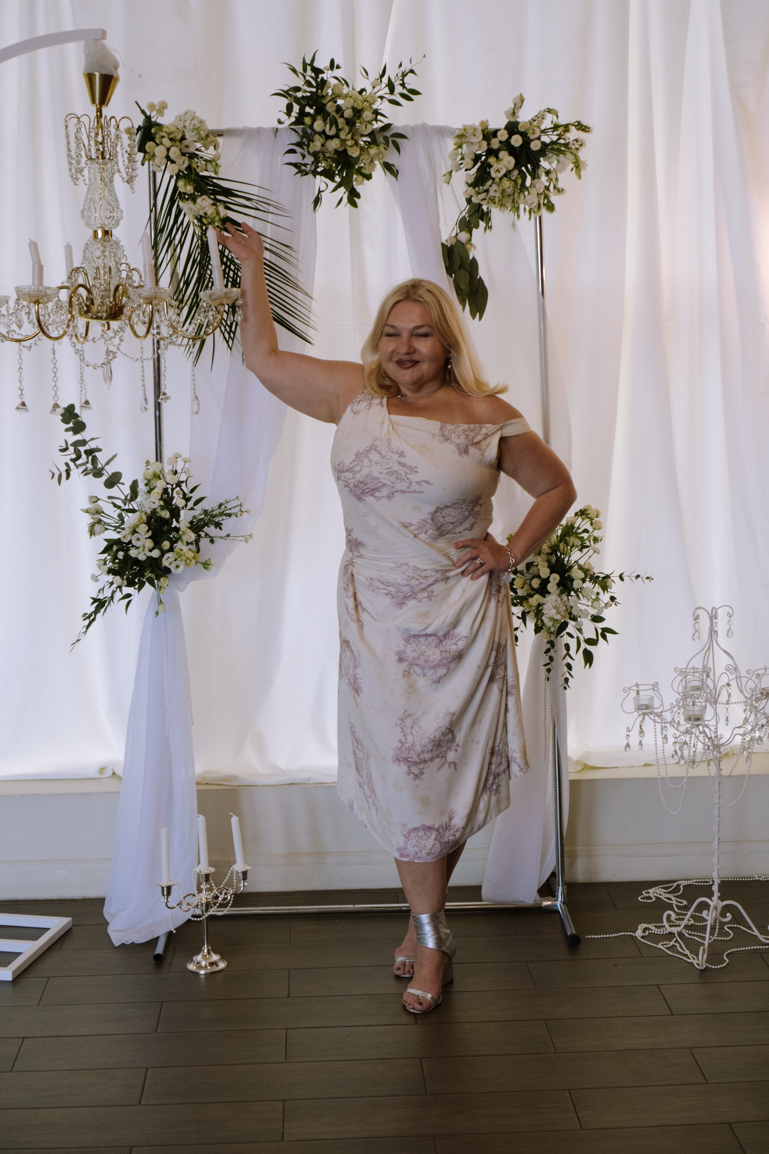 СВАДЕБНЫЙ БАНКЕТ НА ВЛАДИМИРСКОЙ В САНКТ-ПЕТЕРБУРГЕ (КАМЕРНАЯ СВАДЬБА). Профессиональный фотограф, Санкт-Петербург — Виктория Богомолова