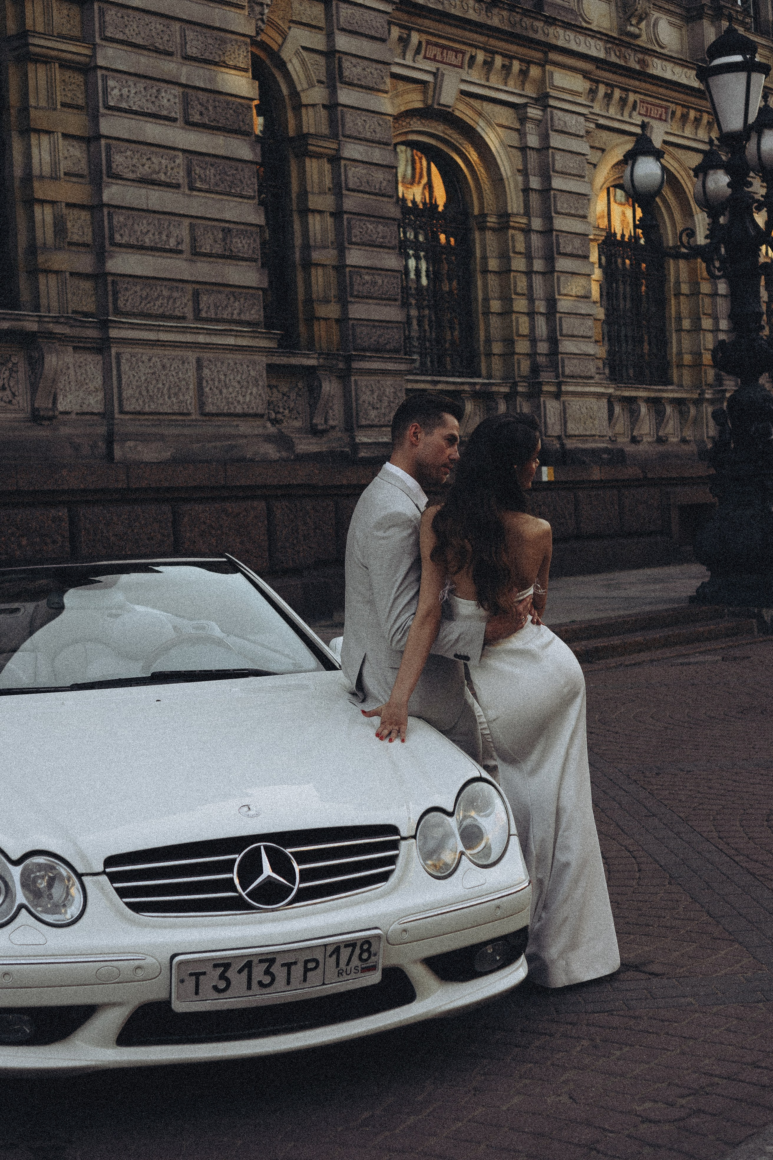 Свадебная сьемка у академии Штиглица. Профессиональный фотограф, Санкт-Петербург — Виктория Богомолова