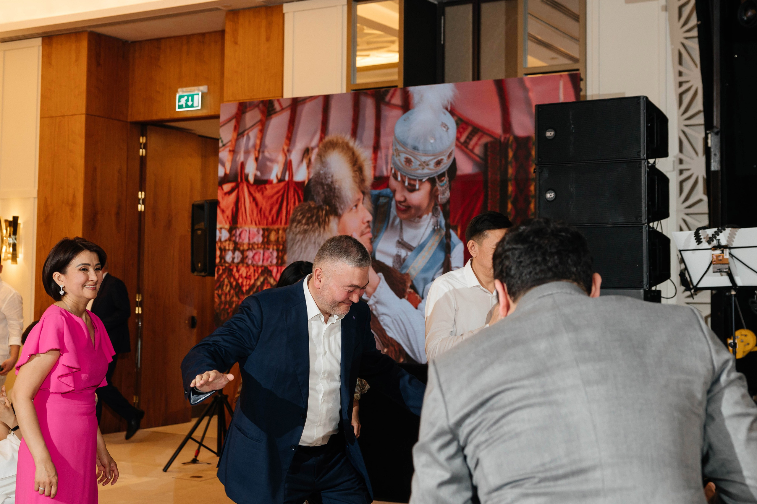 Alina Uzatu. Профессиональный фотограф в городе Астана/Алматы Даурен Сембаев