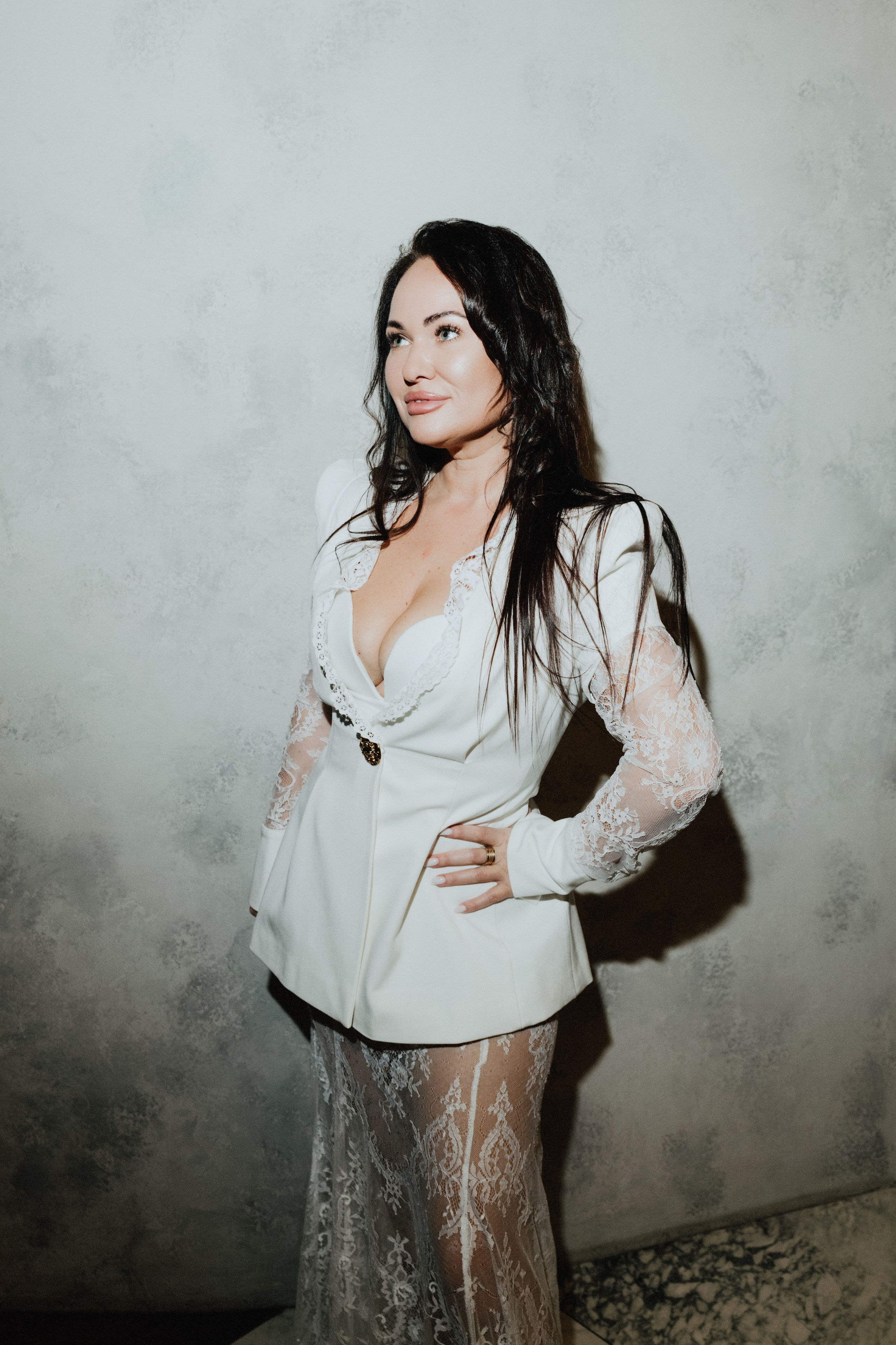 8 марта (воскресенье). BENUAR Restaurant