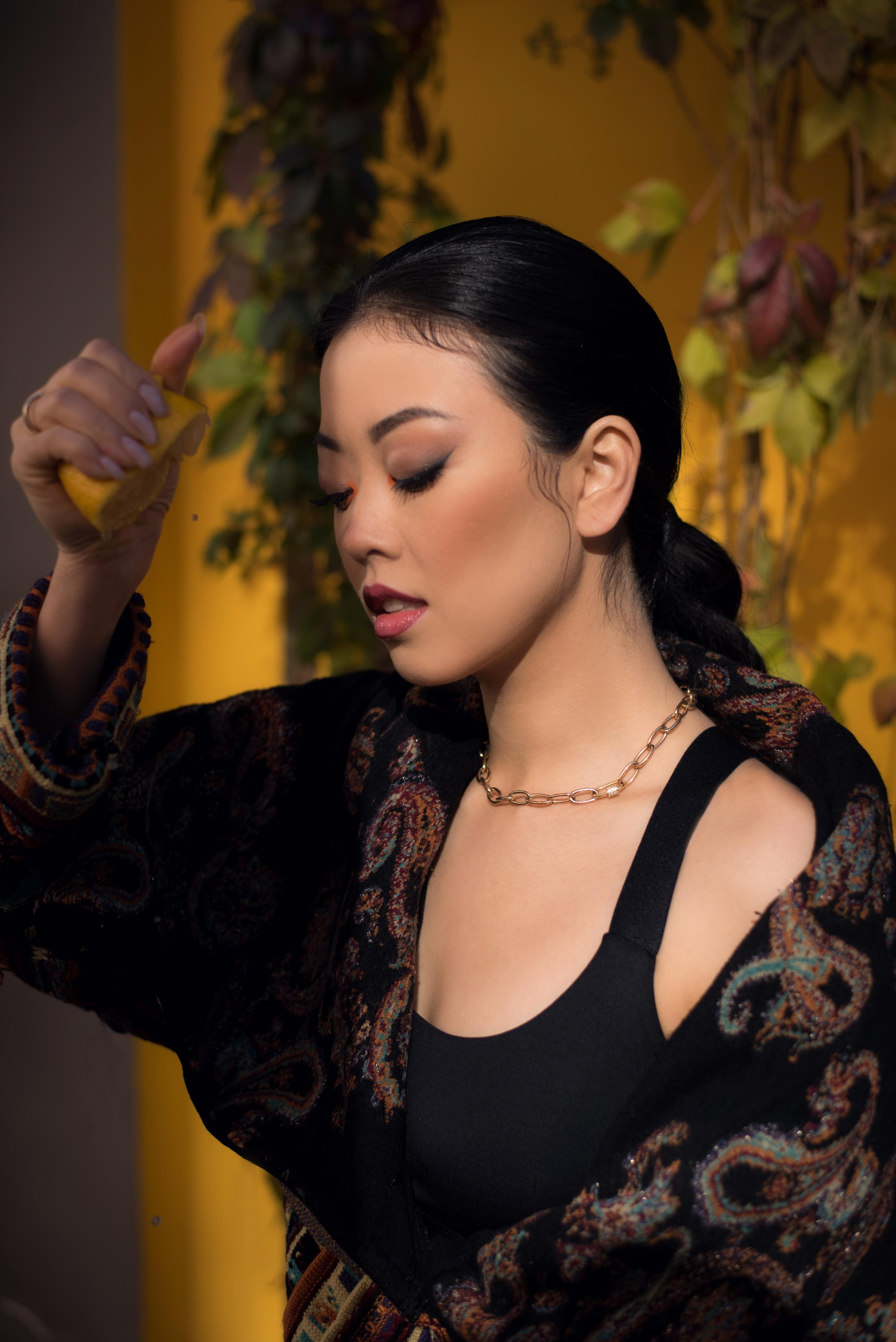 Александра, лимоны. Бренд-фотограф для экспертов и блогеров в Москве Влада Горбовская