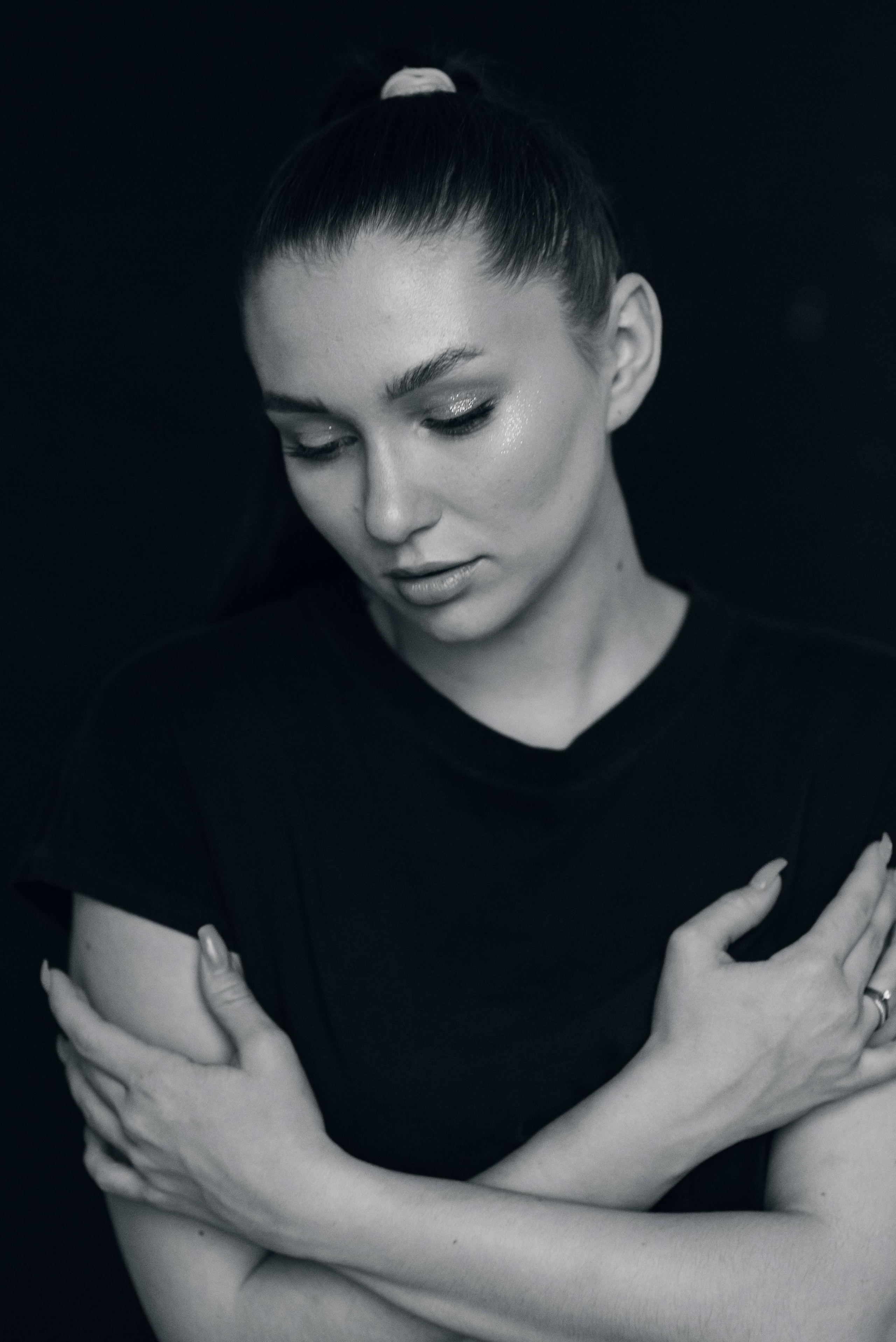 Лиза, чб. Бренд-фотограф для экспертов и блогеров в Москве Влада Горбовская