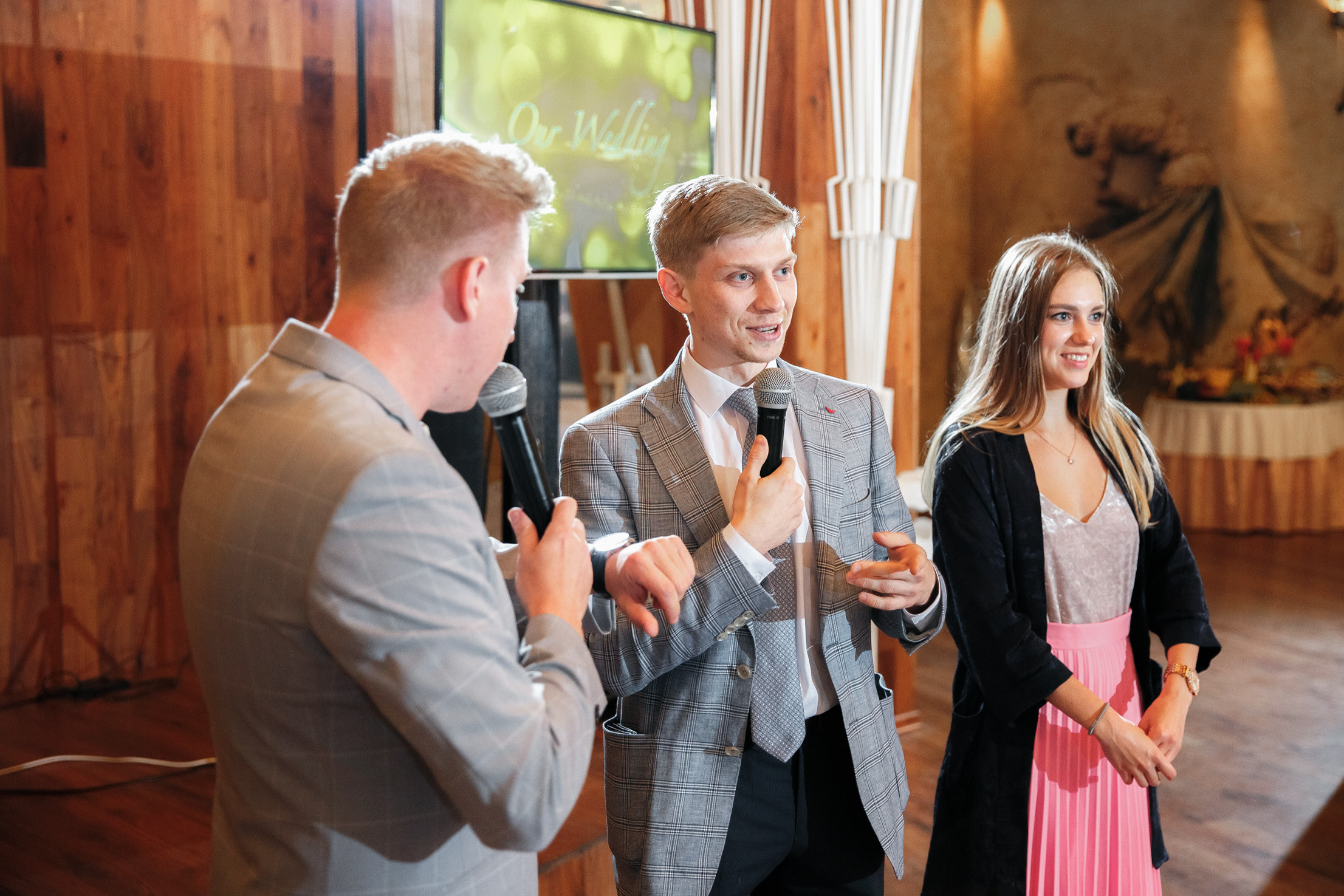 Он, она и красный порш. Свадебный фотограф Москва и МО