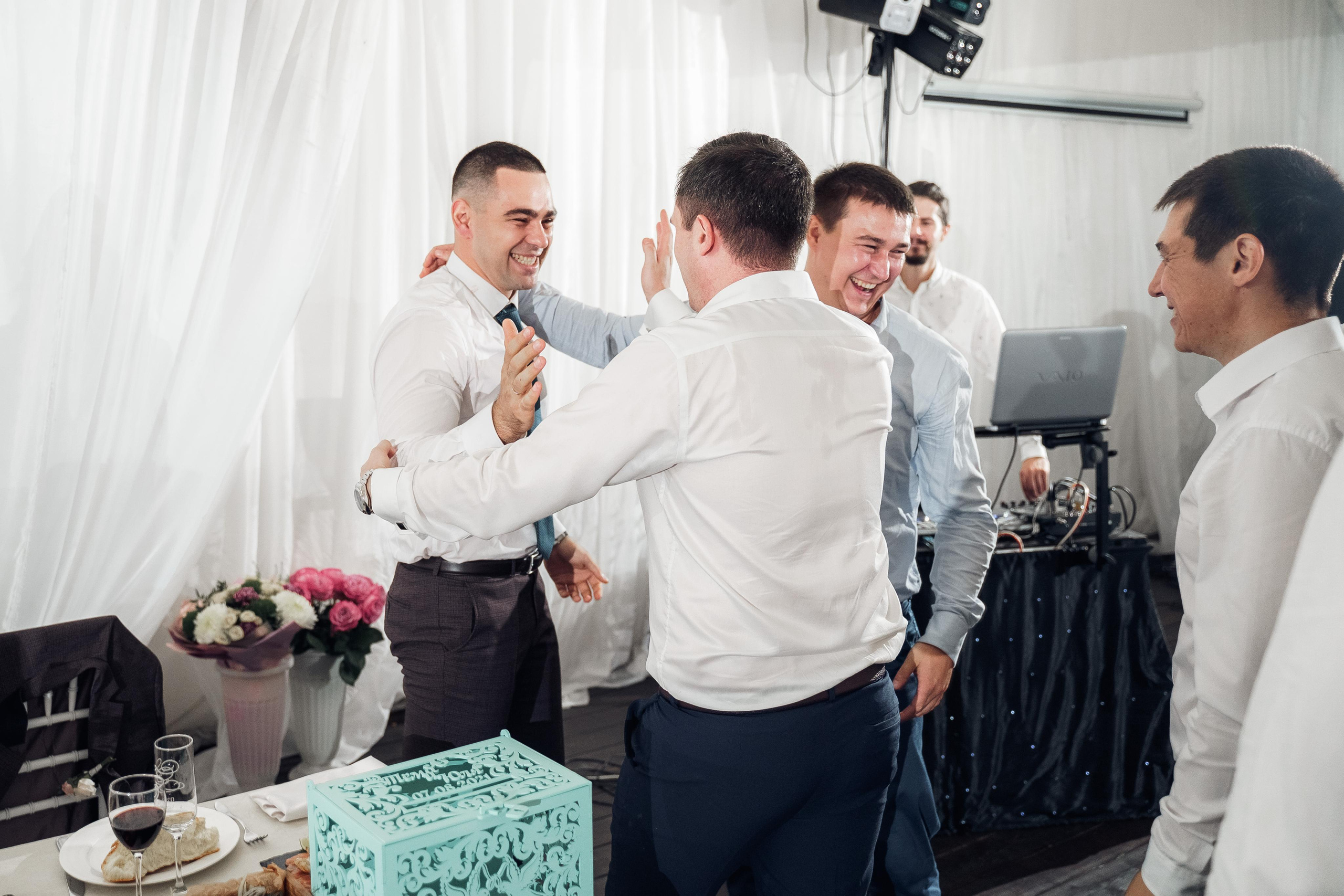 Мы в моменте. Свадебный фотограф Москва и МО