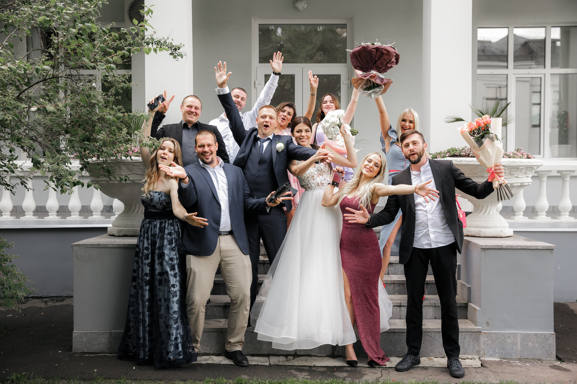 Белое платье, белый ролс. Свадебный фотограф Москва и МО