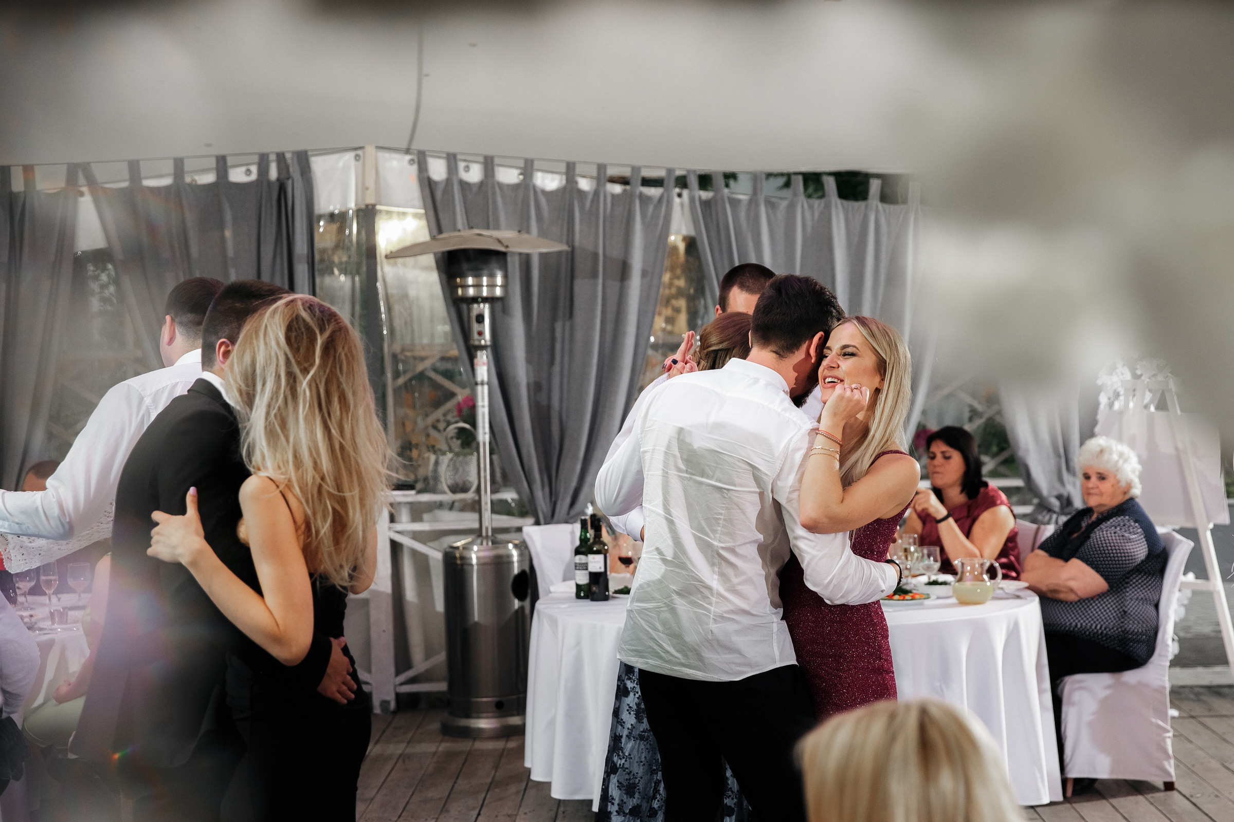 Белое платье, белый ролс. Свадебный фотограф Москва и МО