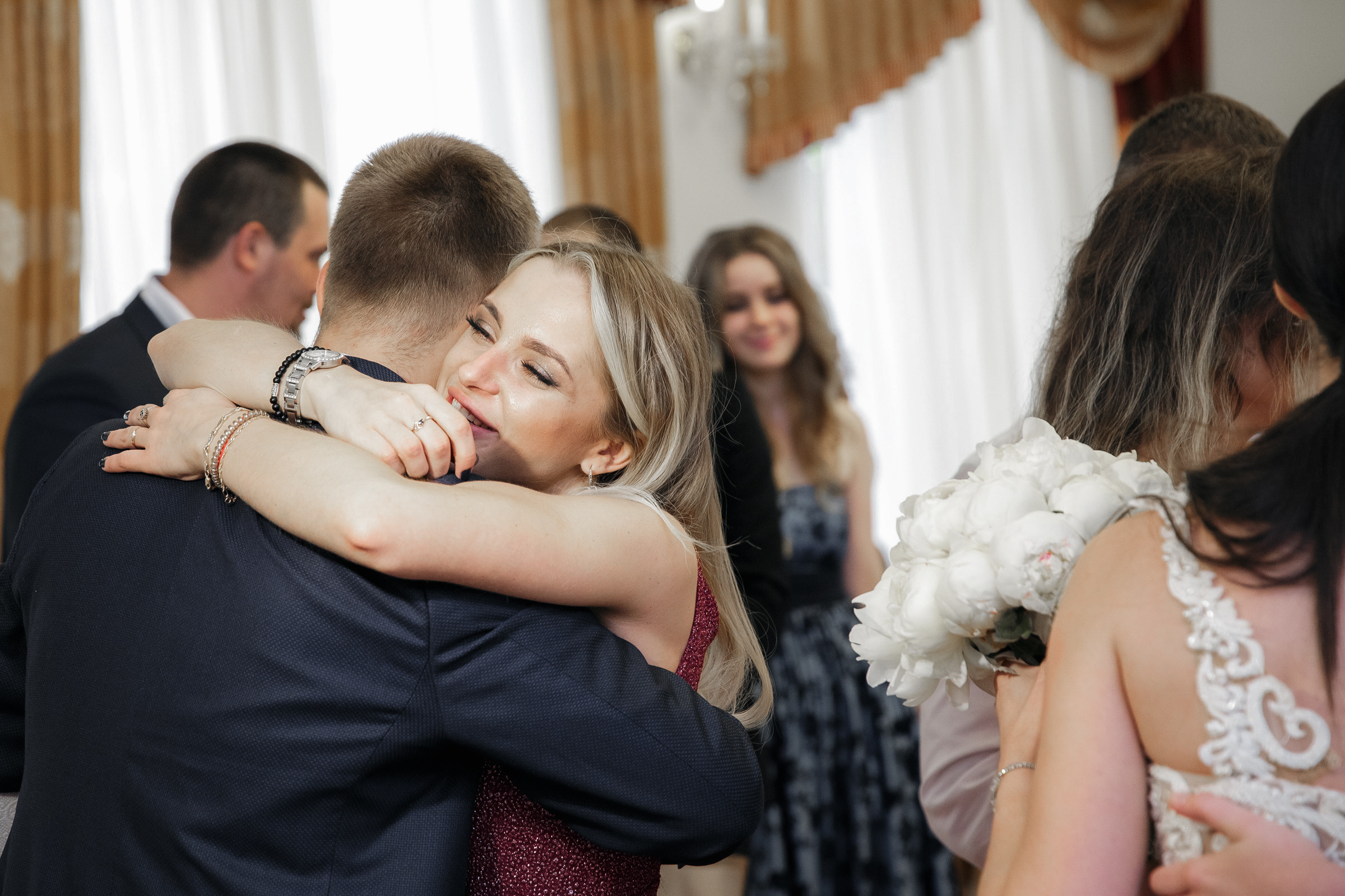 Белое платье, белый ролс. Свадебный фотограф Москва и МО