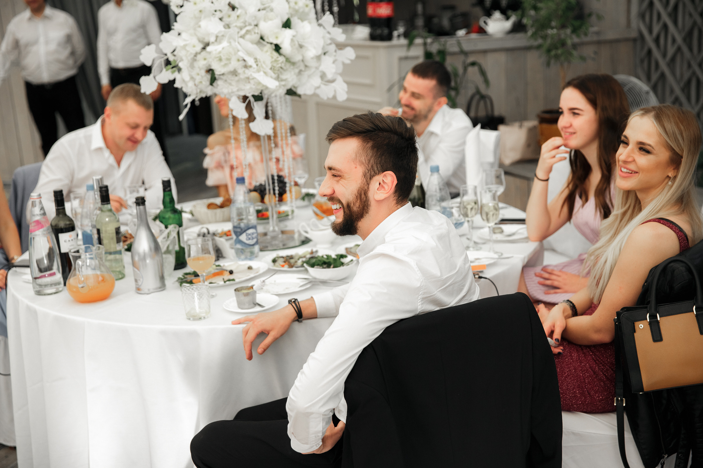 Белое платье, белый ролс. Свадебный фотограф Москва и МО