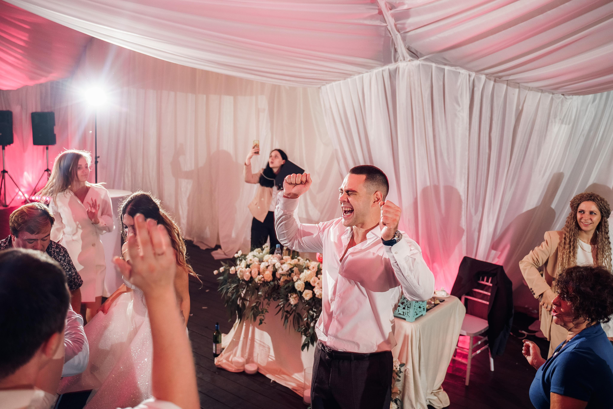 Мы в моменте. Свадебный фотограф Москва и МО