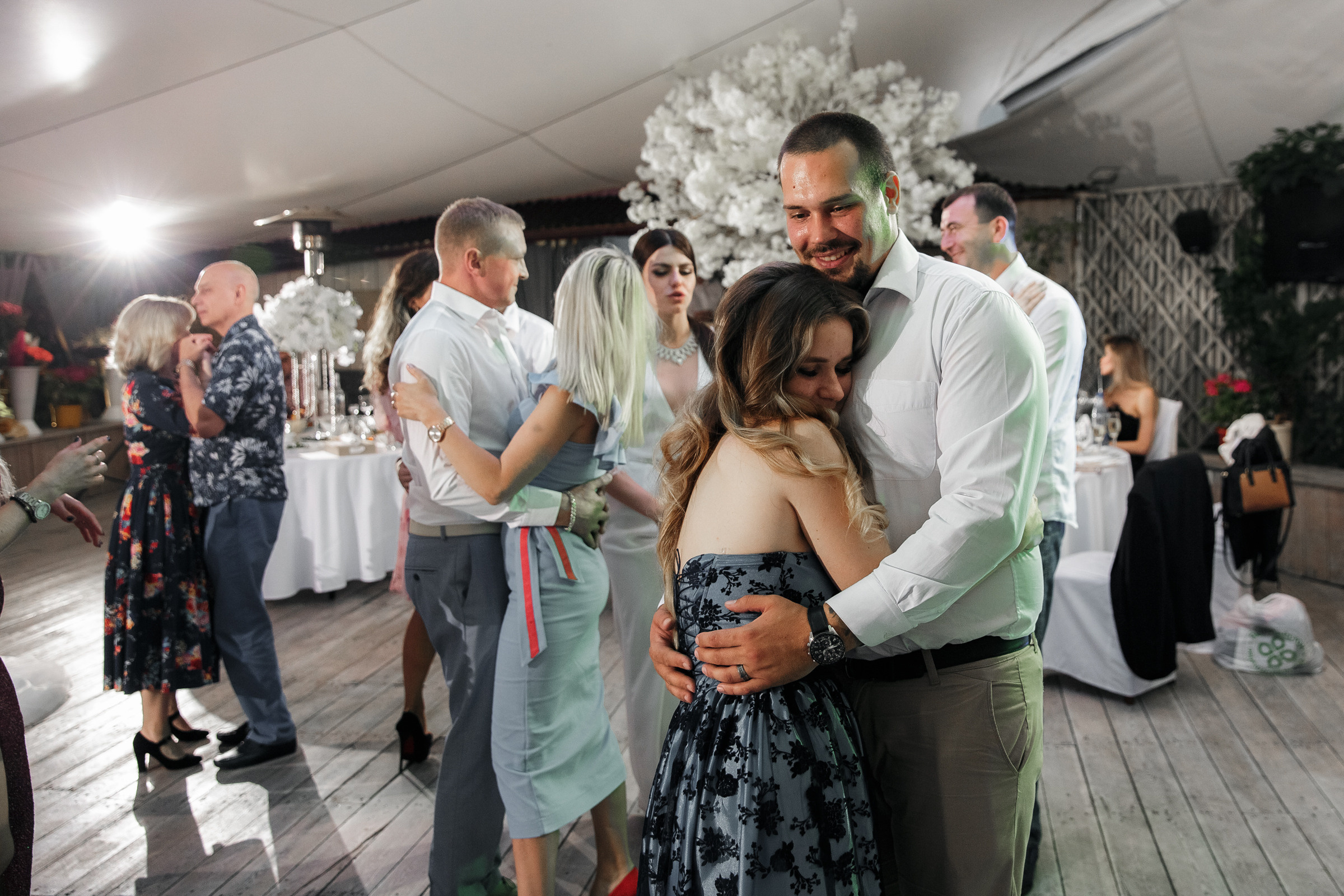 Белое платье, белый ролс. Свадебный фотограф Москва и МО