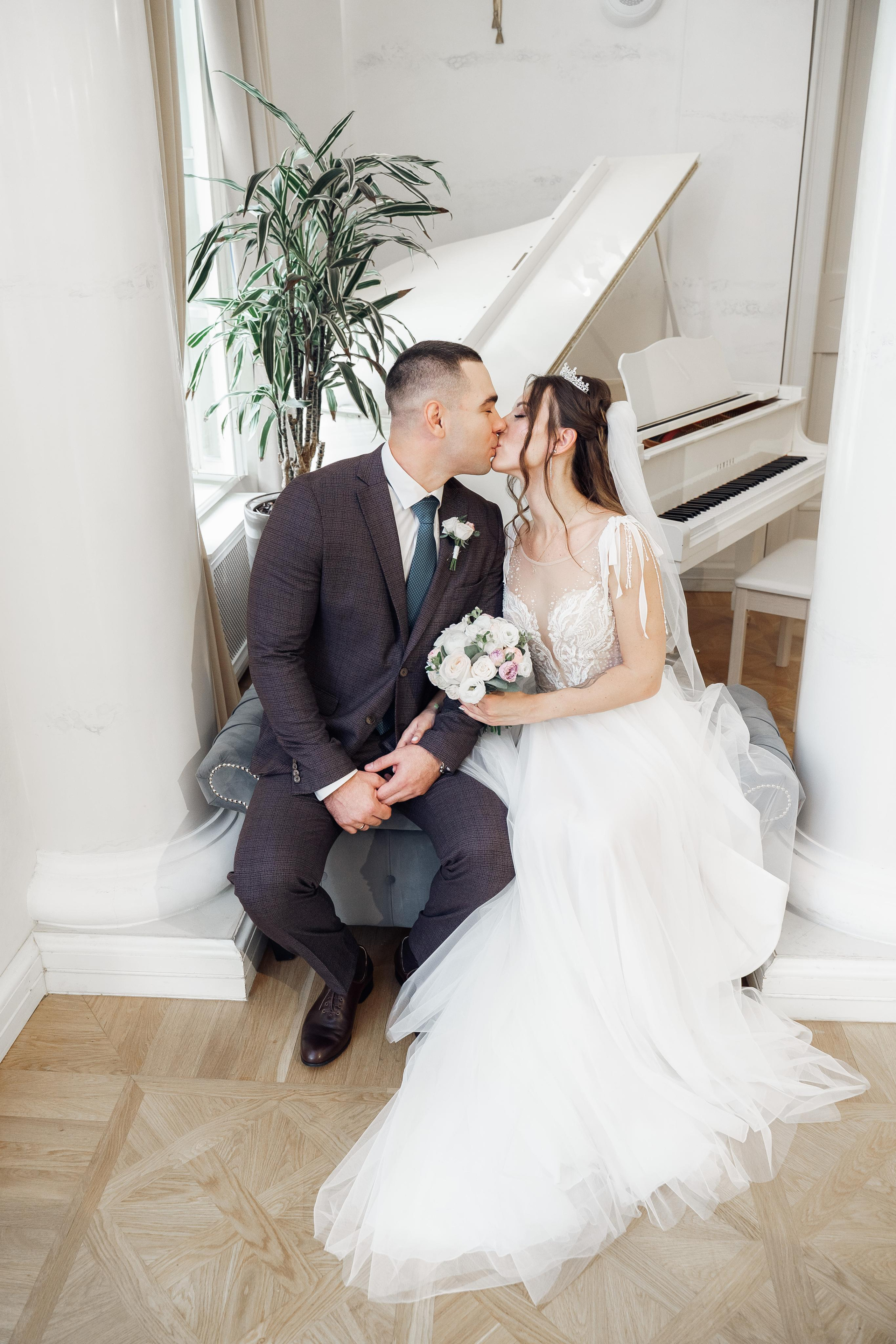 Мы в моменте. Свадебный фотограф Москва и МО