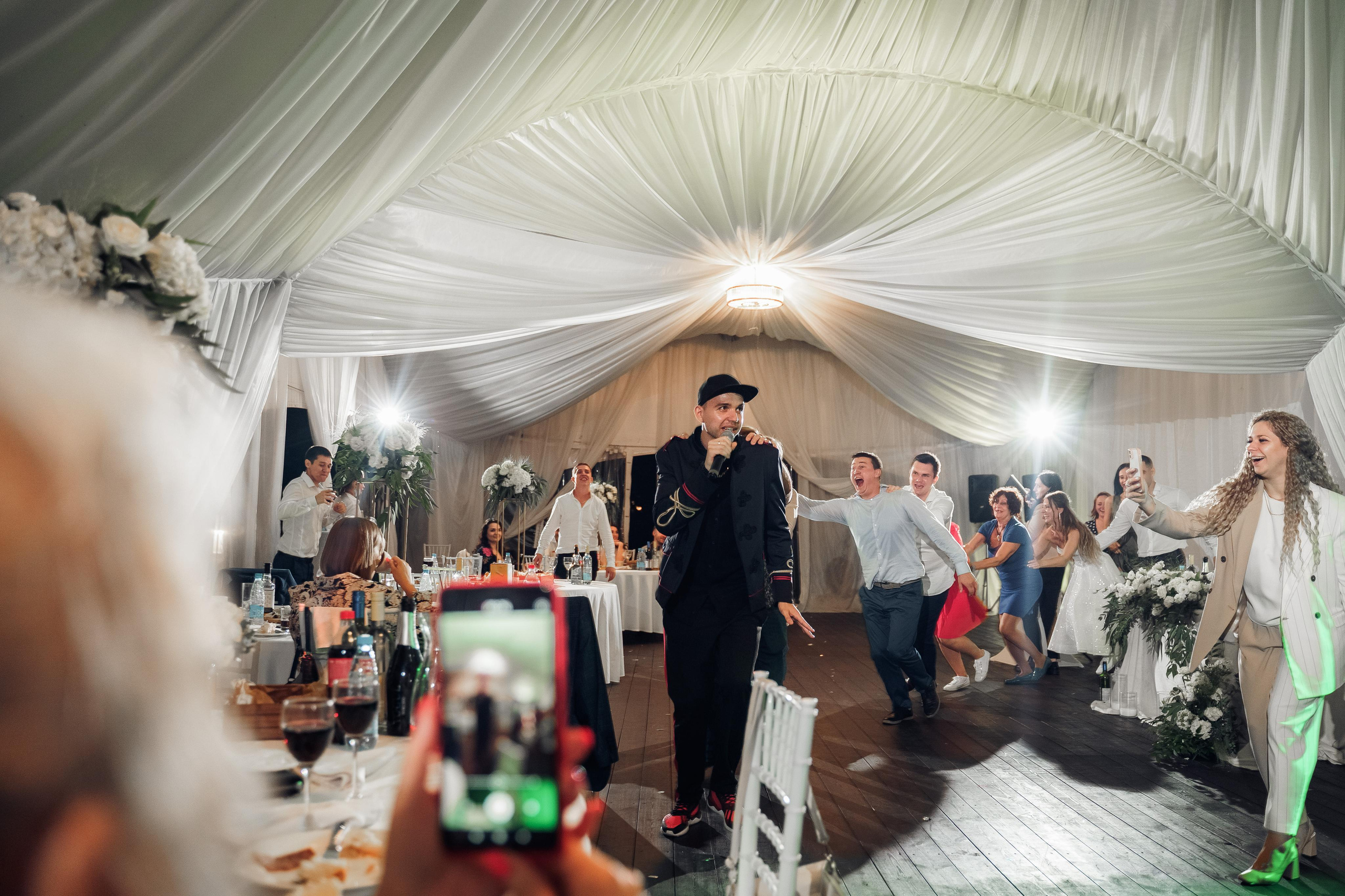 Мы в моменте. Свадебный фотограф Москва и МО