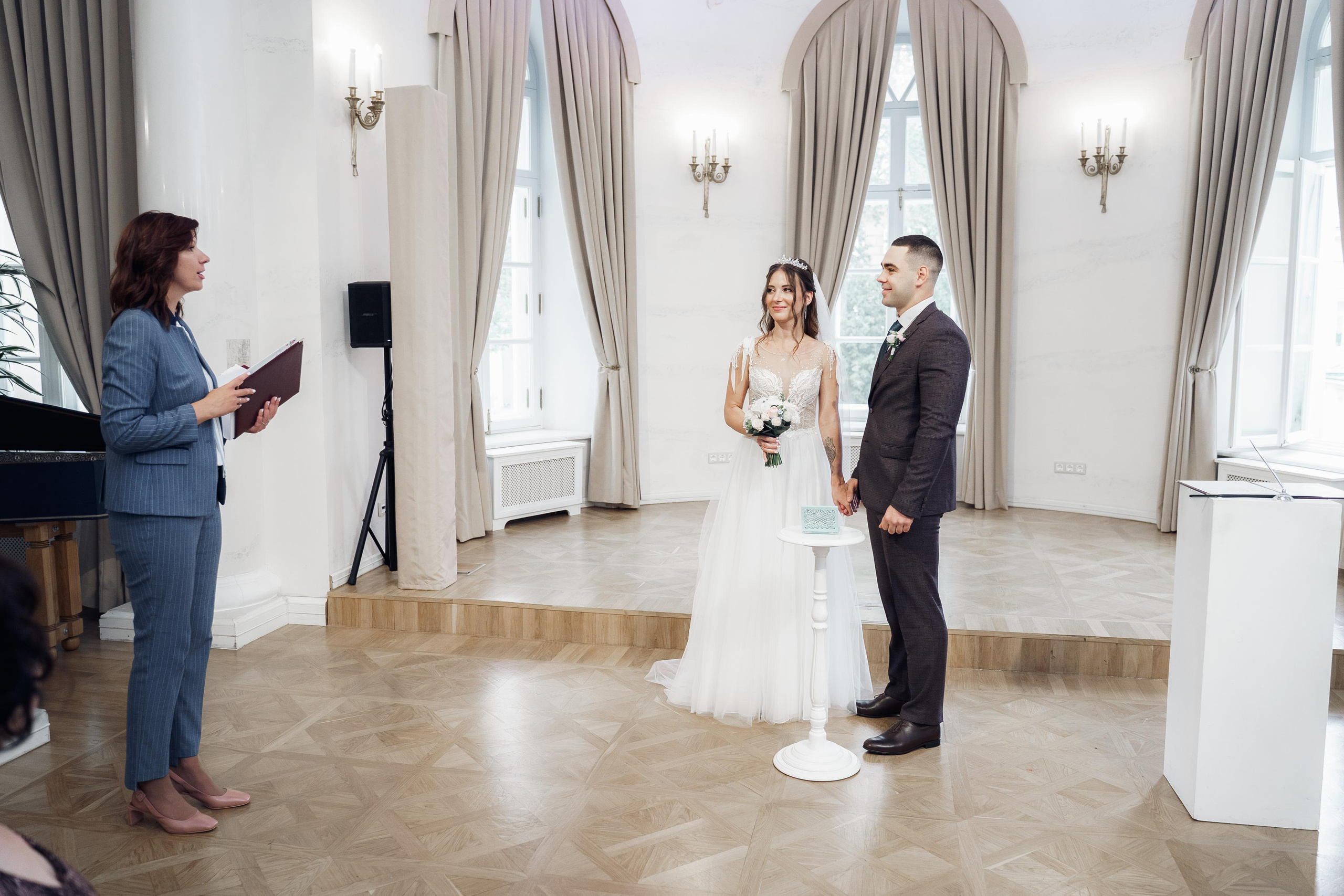 Мы в моменте. Свадебный фотограф Москва и МО