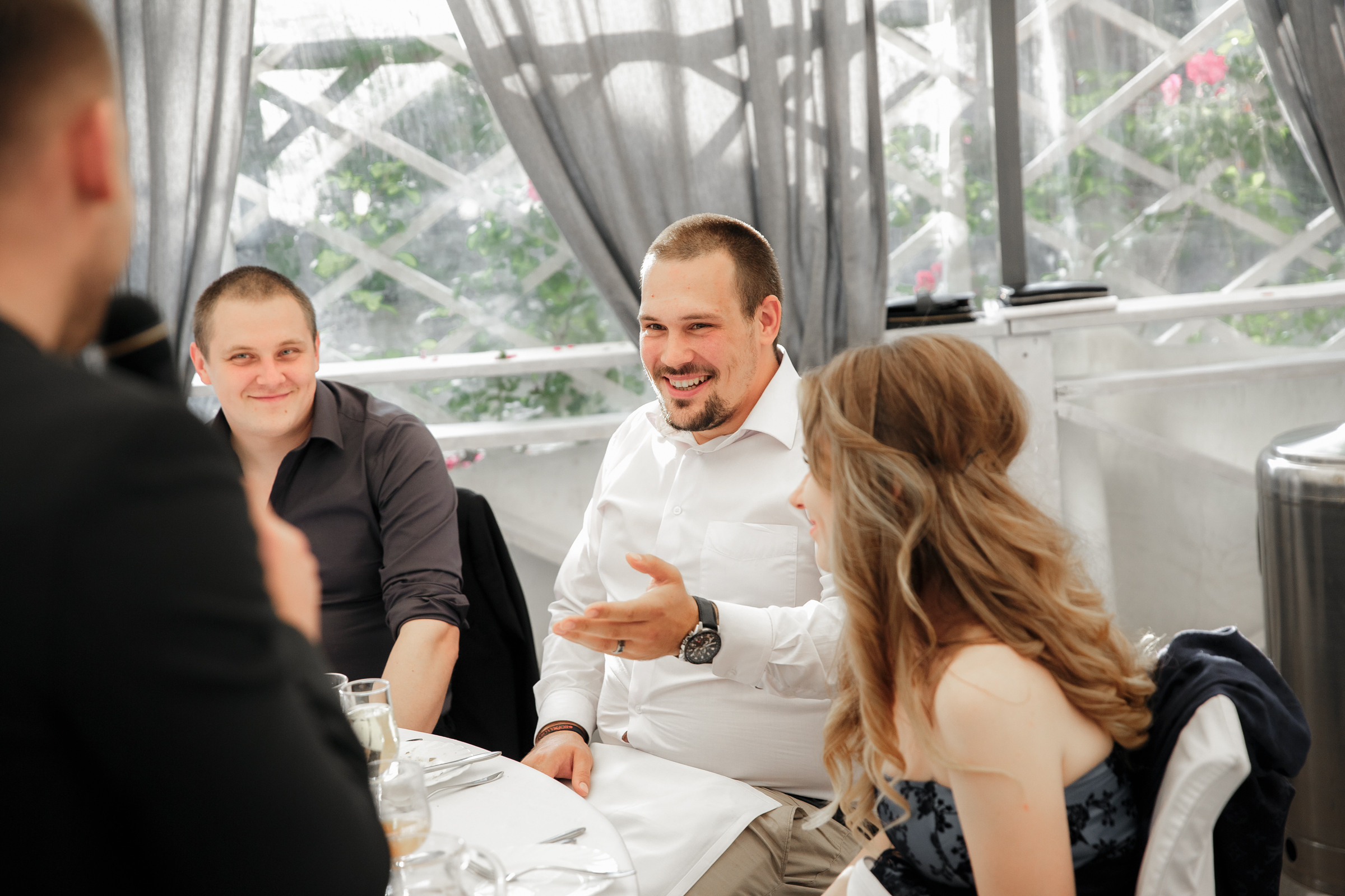 Белое платье, белый ролс. Свадебный фотограф Москва и МО