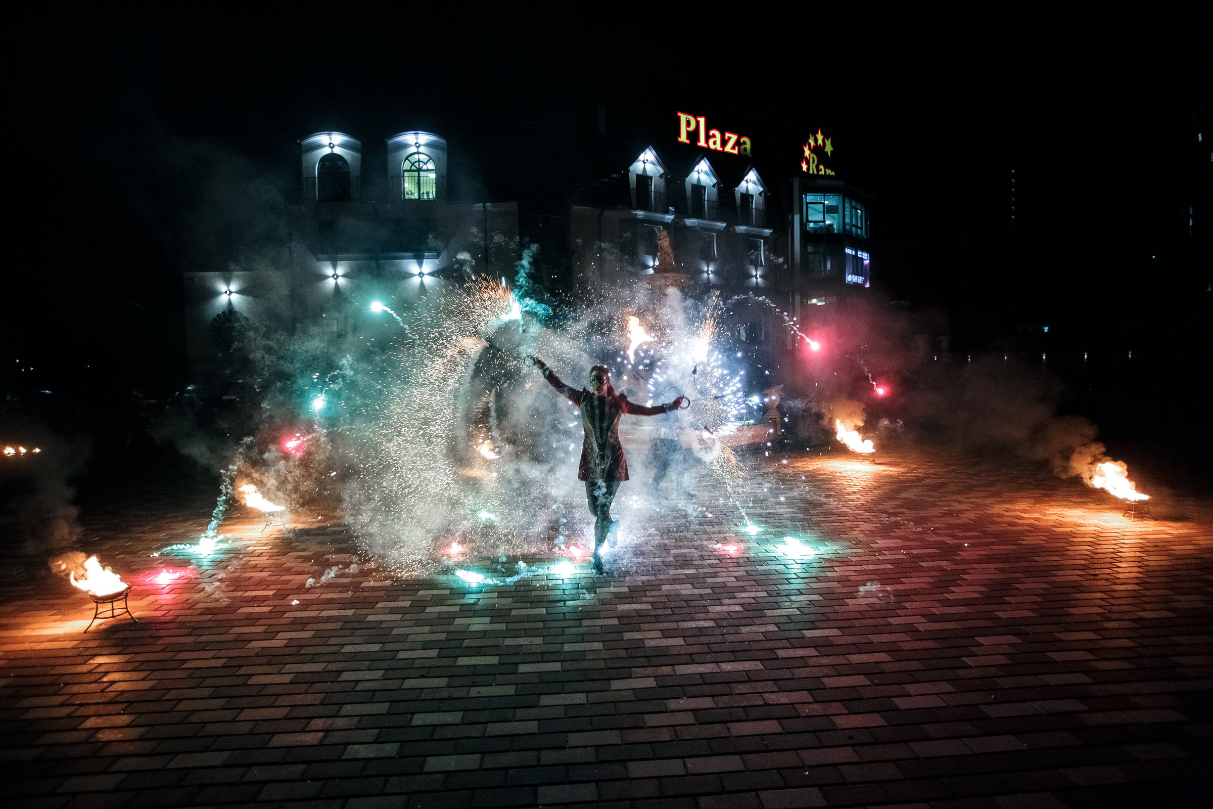 Он, она и красный порш. Свадебный фотограф Москва и МО