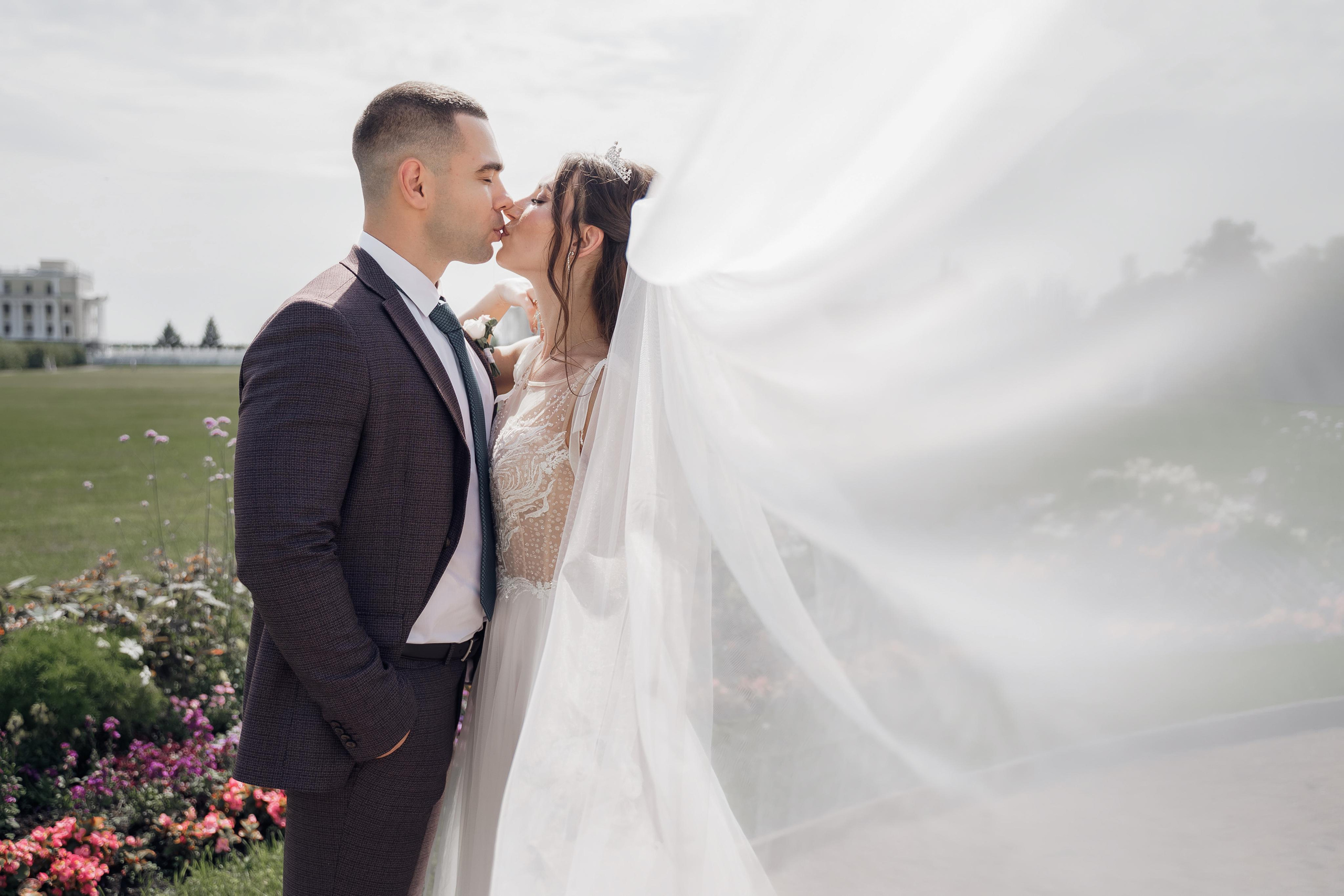 Мы в моменте. Свадебный фотограф Москва и МО