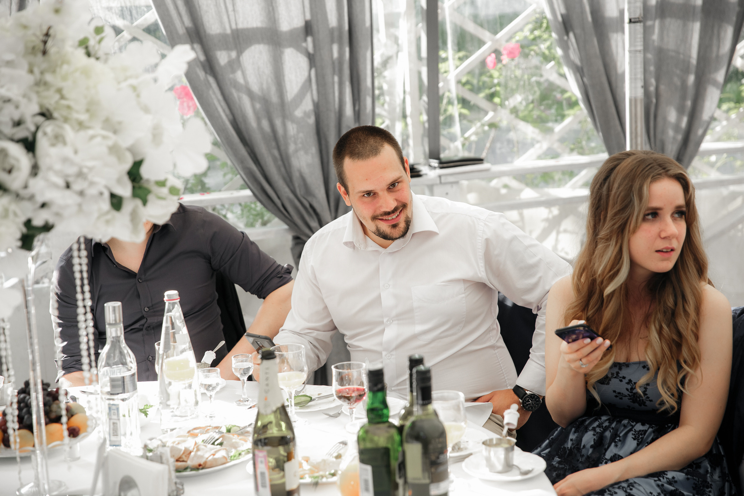 Белое платье, белый ролс. Свадебный фотограф Москва и МО