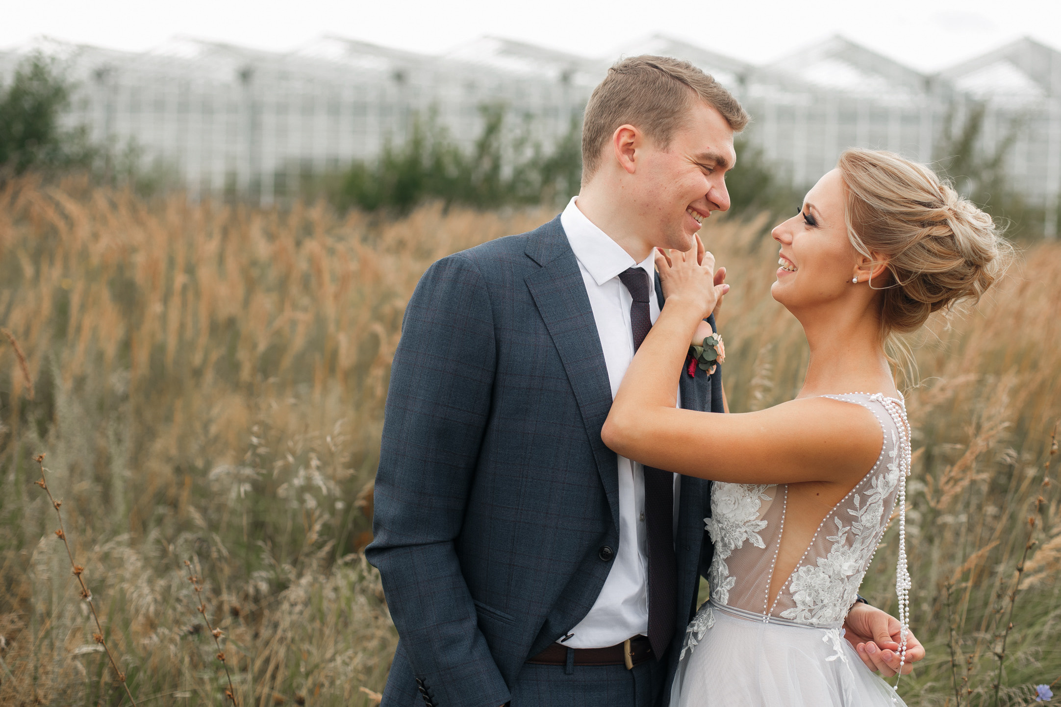 Он, она и красный порш. Свадебный фотограф Москва и МО