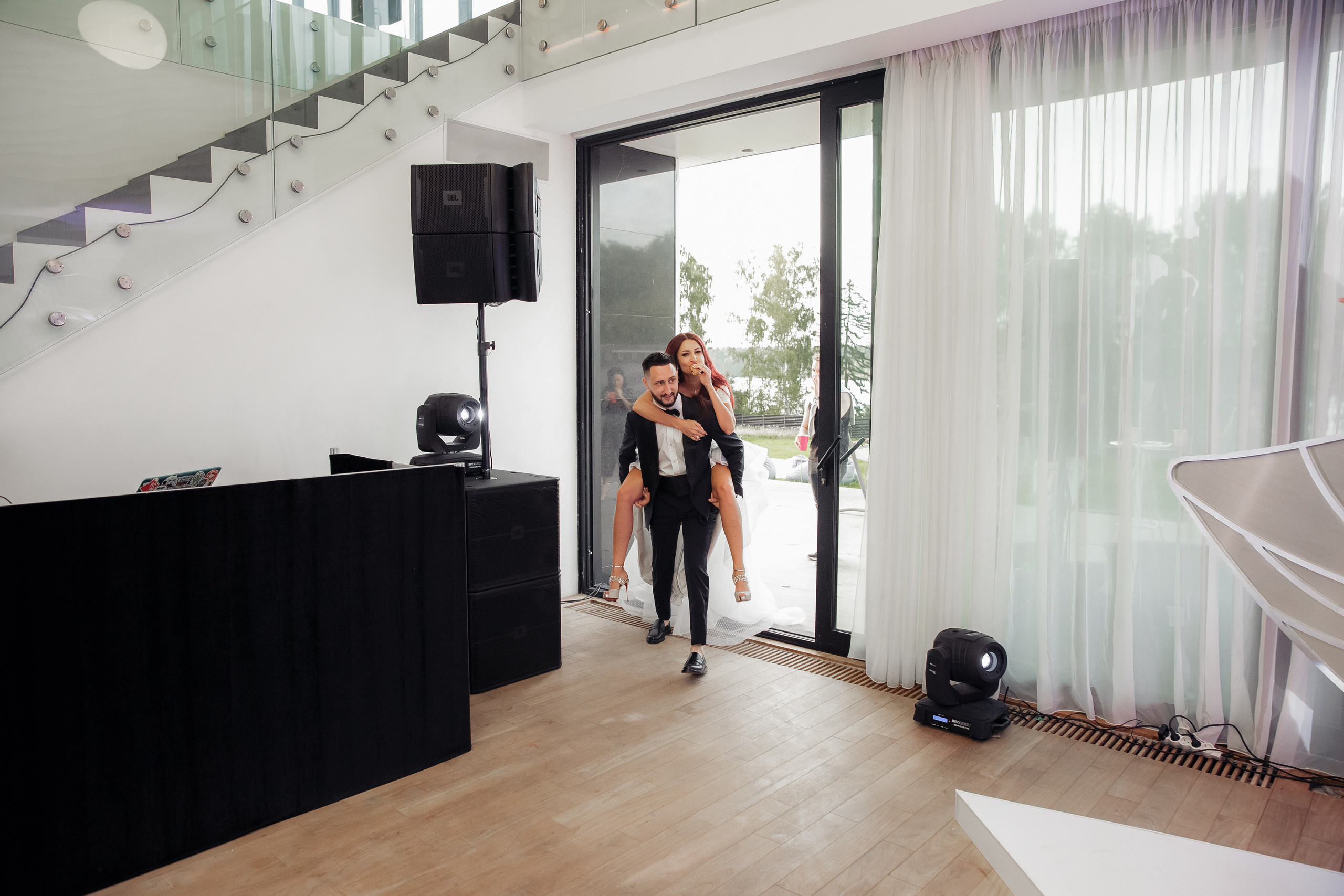 Свадебная тусовка. Свадебный фотограф Москва и МО