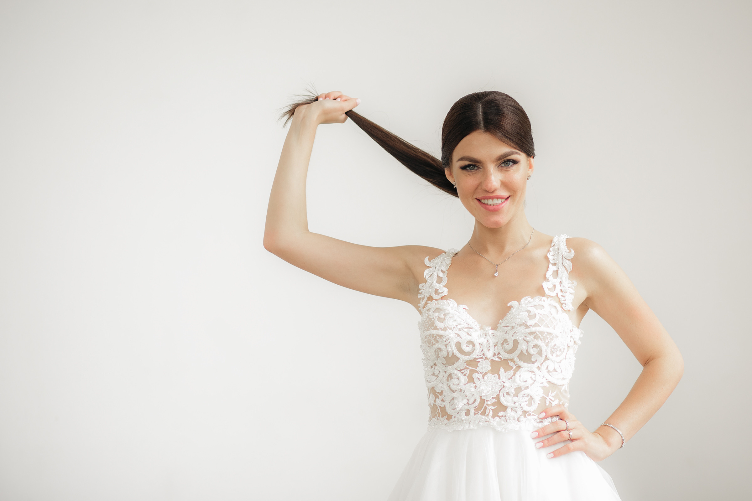 Белое платье, белый ролс. Свадебный фотограф Москва и МО