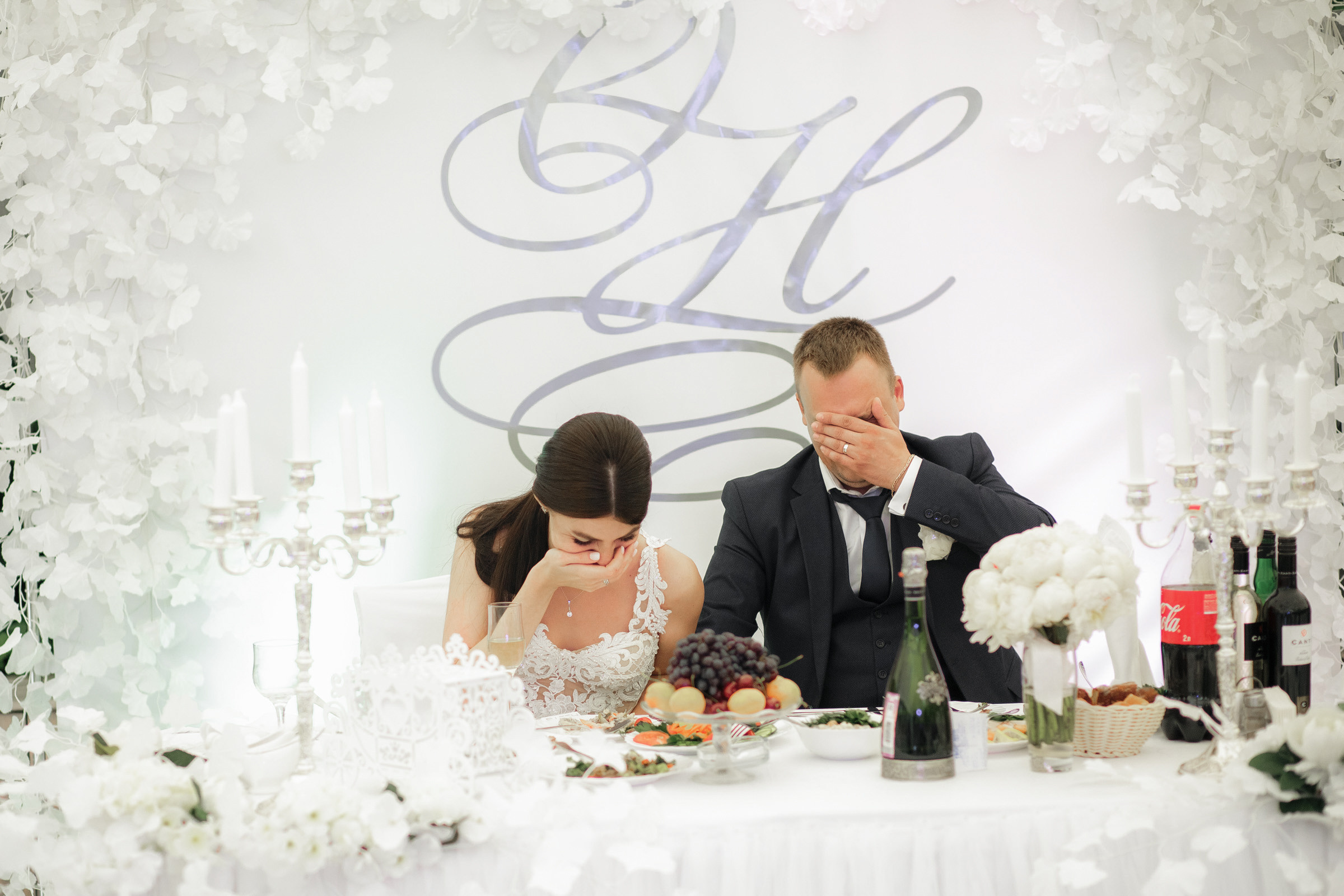 Белое платье, белый ролс. Свадебный фотограф Москва и МО