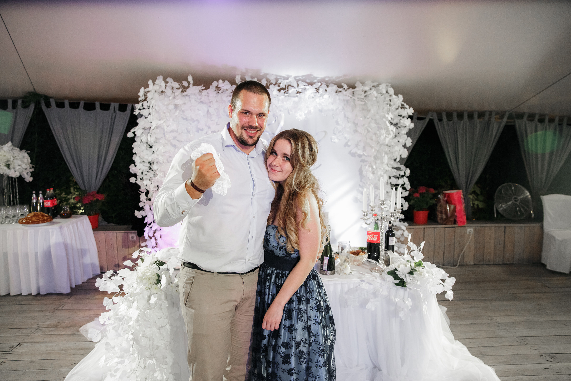 Белое платье, белый ролс. Свадебный фотограф Москва и МО