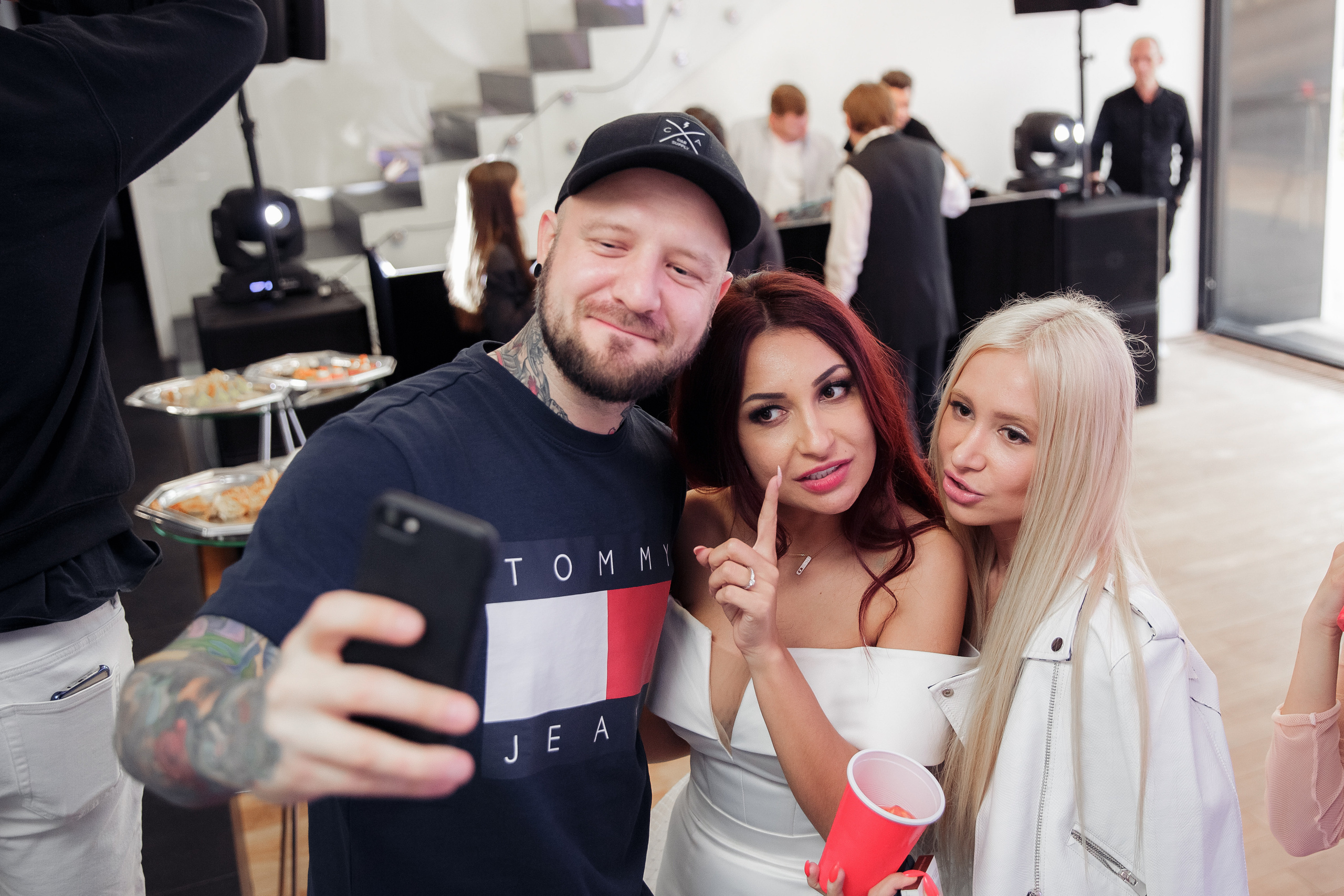 Свадебная тусовка. Свадебный фотограф Москва и МО