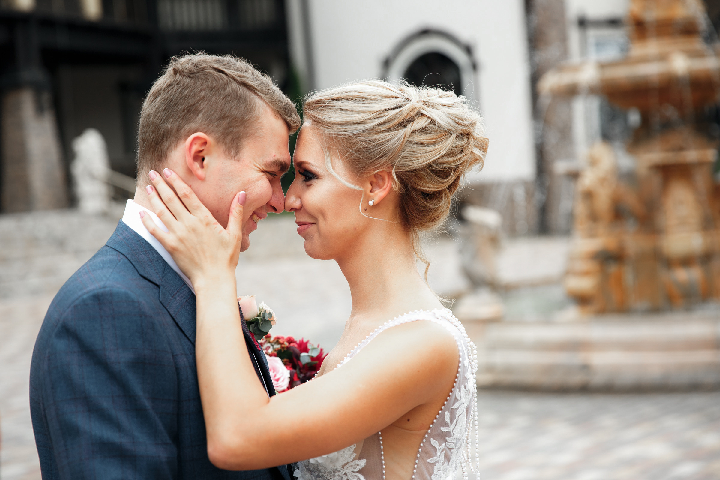 Он, она и красный порш. Свадебный фотограф Москва и МО