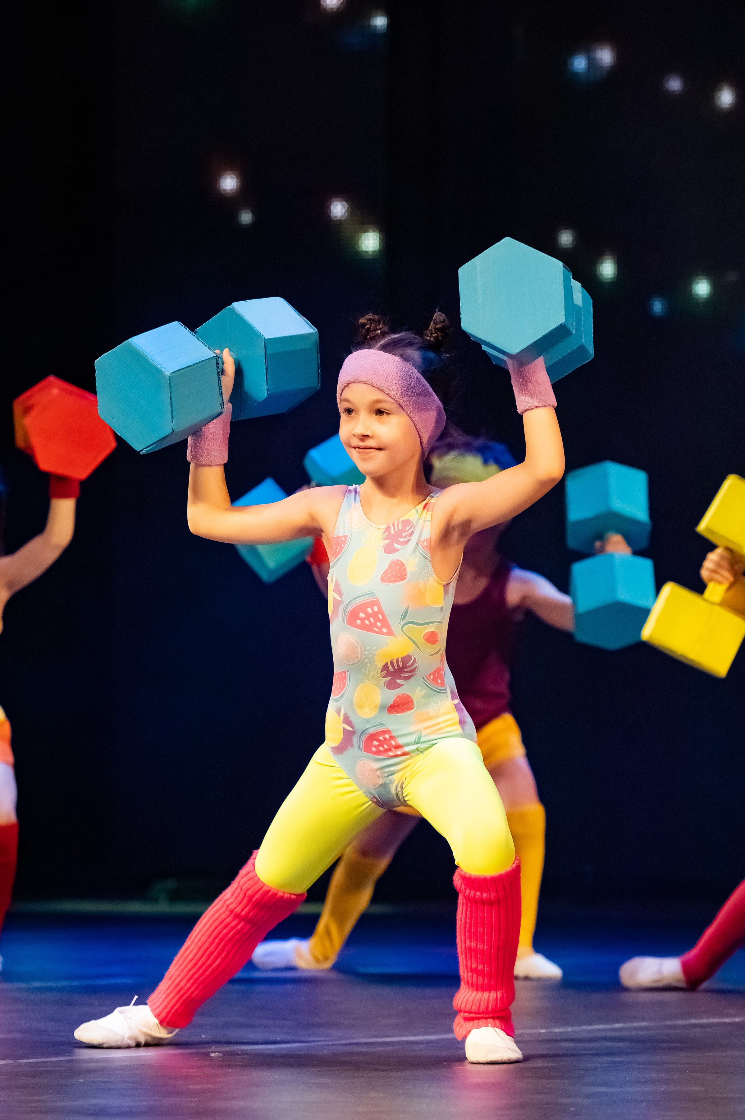 Концерт «Пространные танцы». Репортажный, семейный и детский фотограф в Пензе и Заречном Арина Ермилова. Картины барельеф на заказ