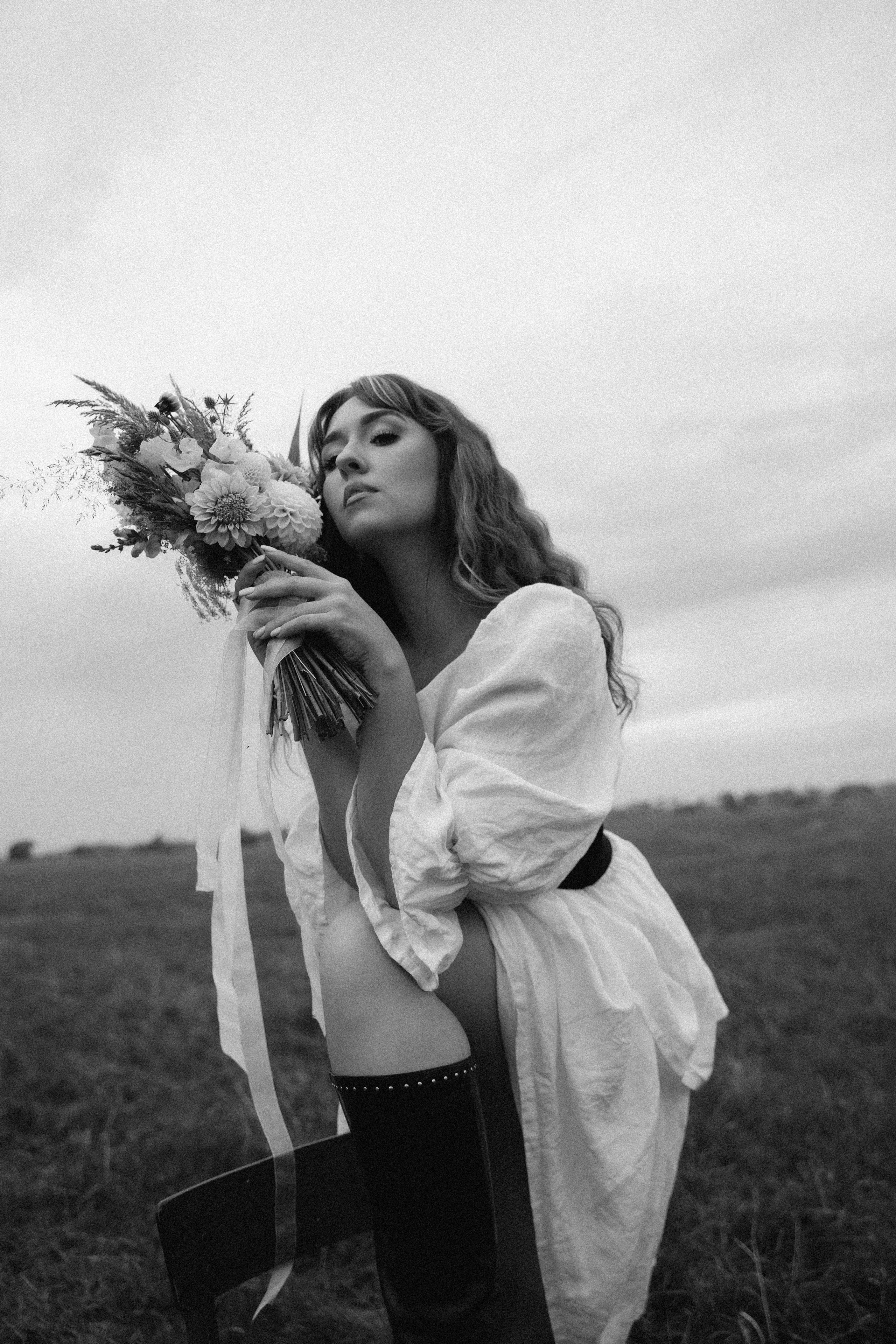 Фотосессия в поле для Александры. Фотограф Надежда Погребняк | Рязань | Москва
