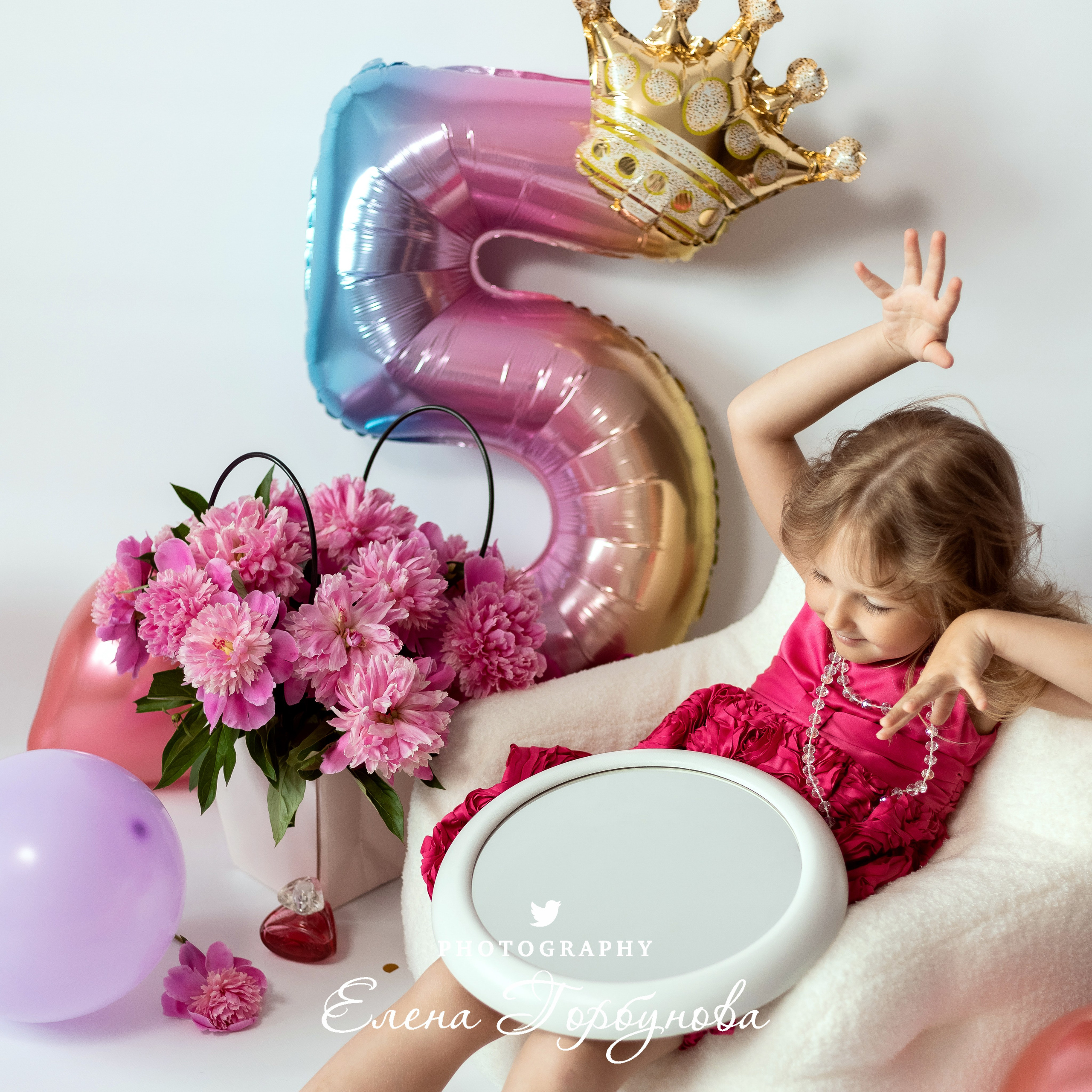 «Модница в розовом» В моей студии. Вероника и Александра. 2024. Фотограф Пермь. Свадьбы. Семья и дети, школа, д. сад. Фотокниги