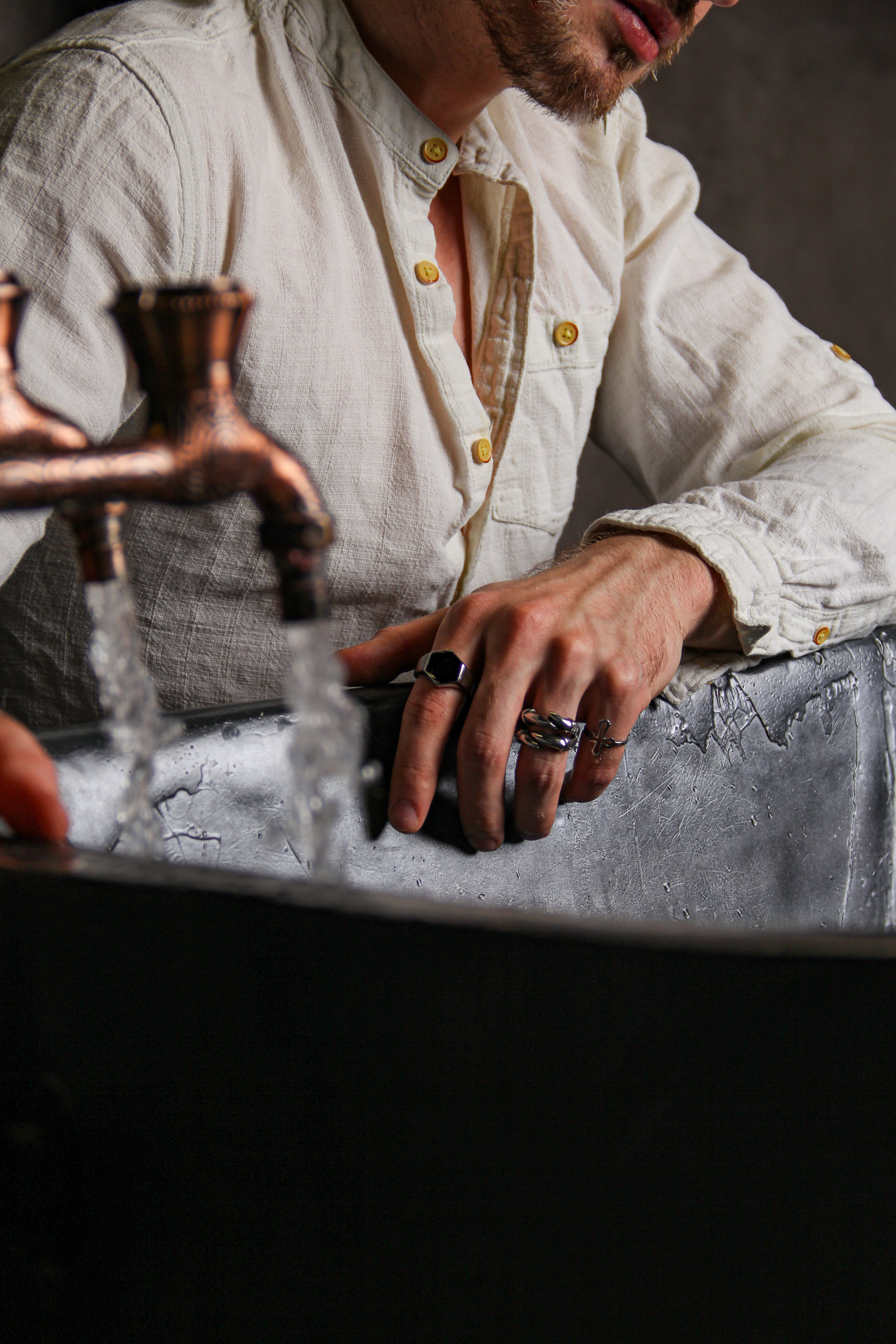 Студийный мужской портрет. Главная