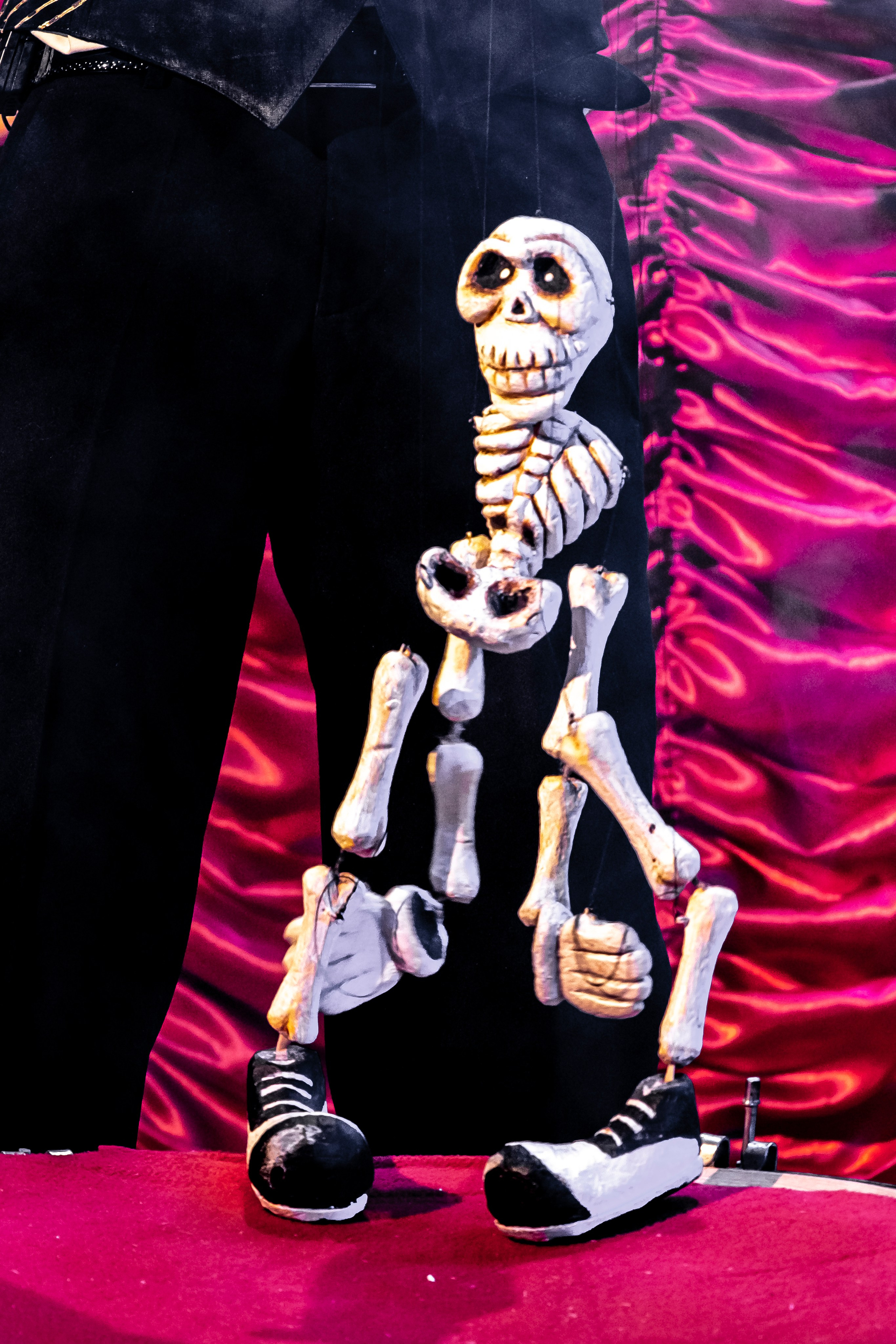 Цирк из Саквояжа спектакль театра САКВОЯЖ. Фотограф в Сочи Юрий Шептаев