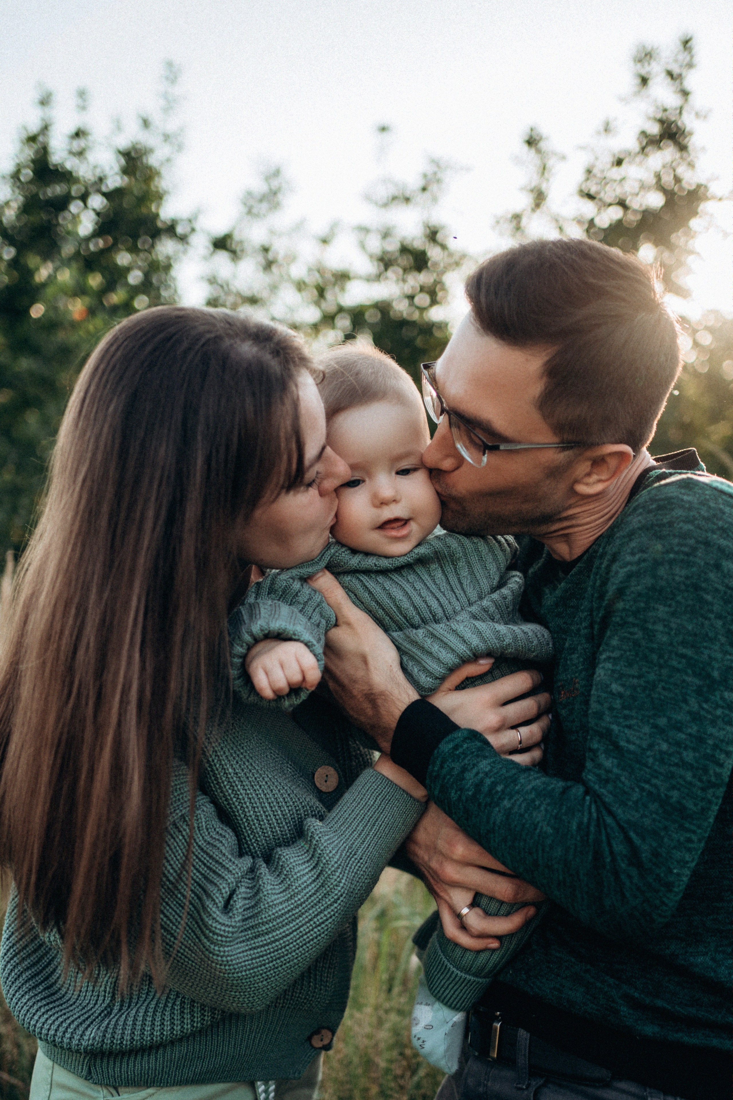 Прогулка в поле. Фотограф новорожденных и малышей до года в Москве Анастасия Соколова