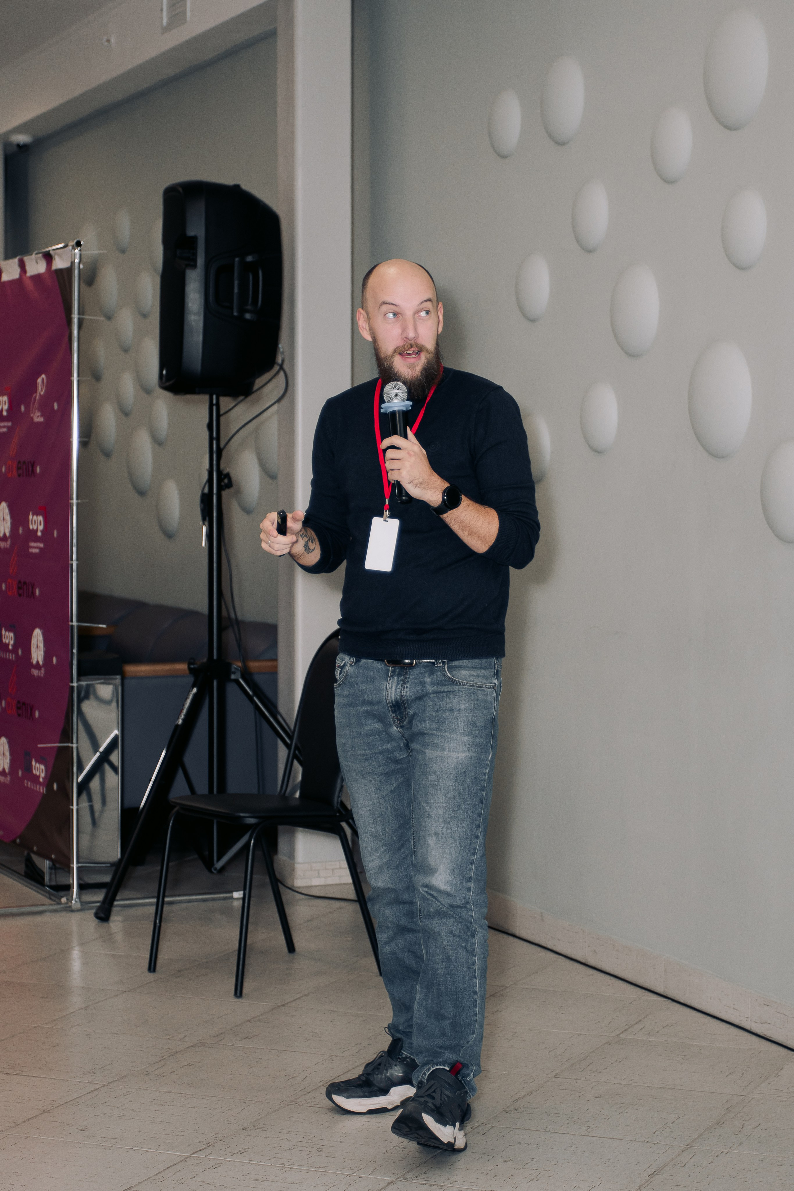 It-конференция компьютерной академии Топ. Фотограф в Твери Дементьева Анастасия