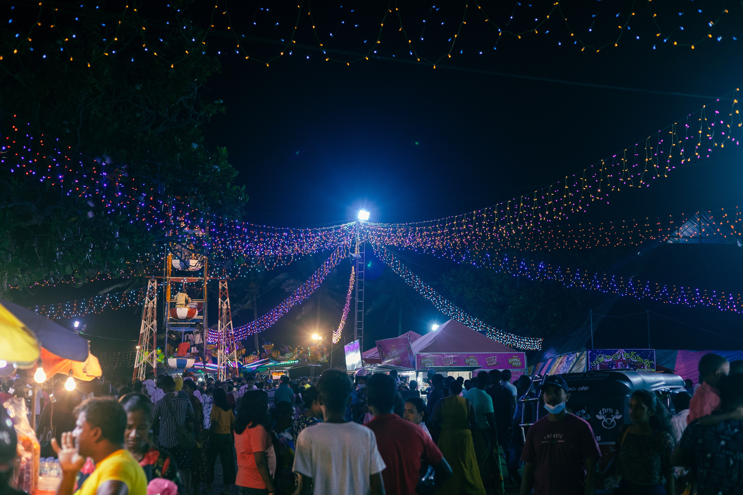Vesak Poya 2023. Photographer Sonkina Tatiana (Tanya Ash)