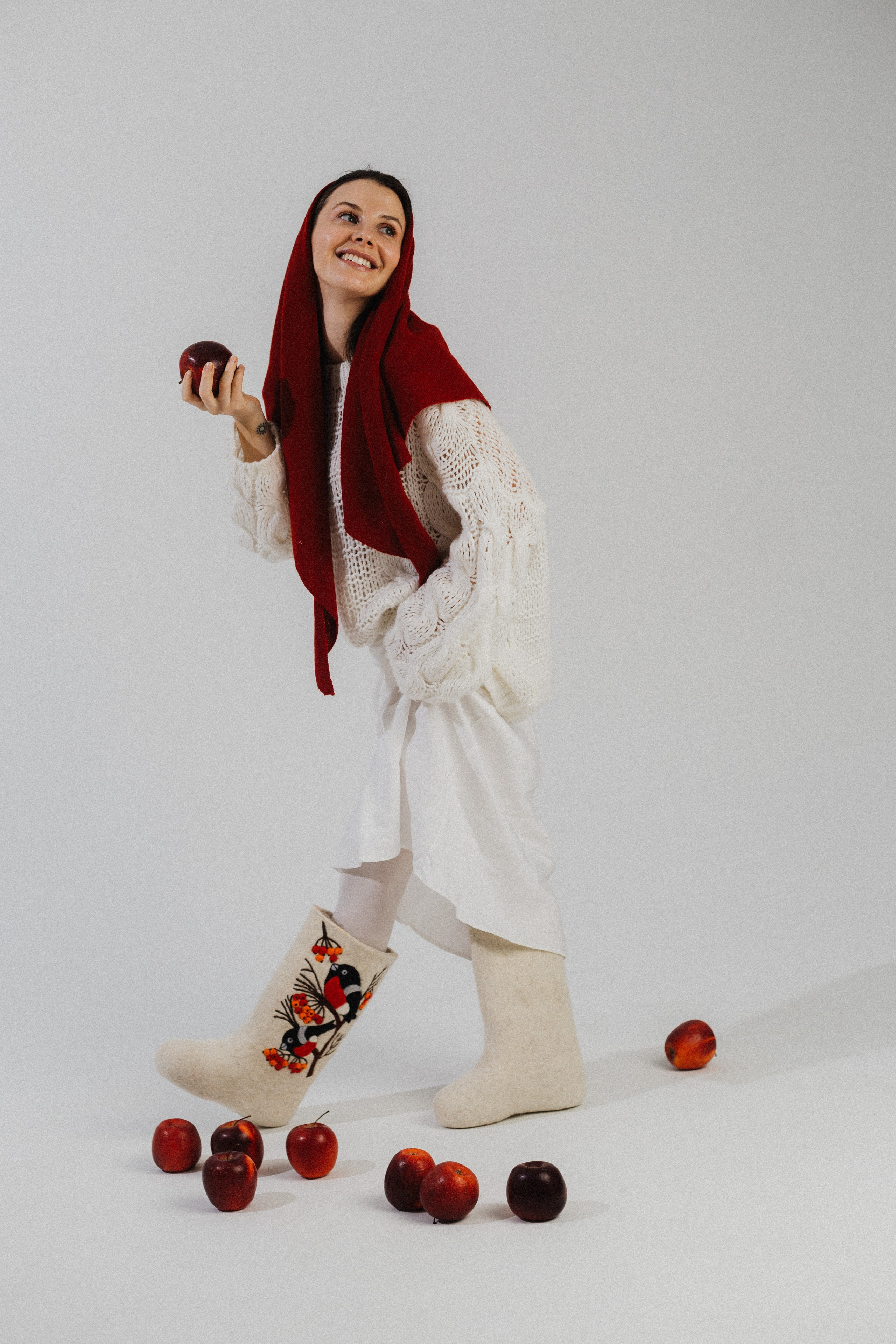 Аня с яблоками. Портретный фотограф Москва Юлия Трякина