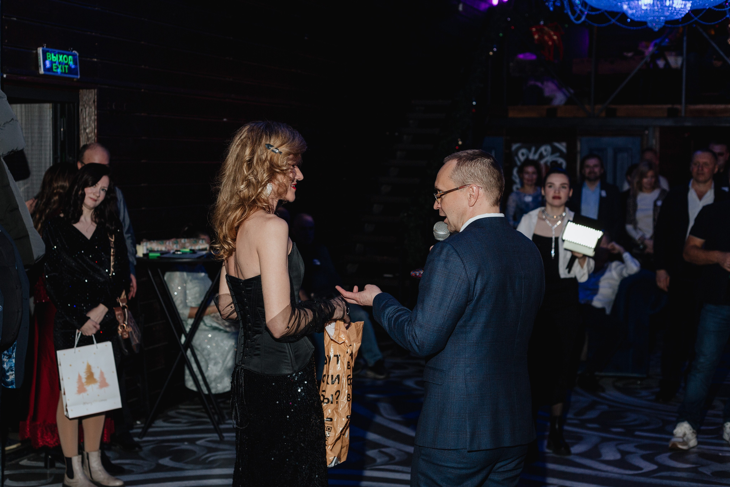 Вечеринка знакомств. Портретный фотограф Москва Юлия Трякина