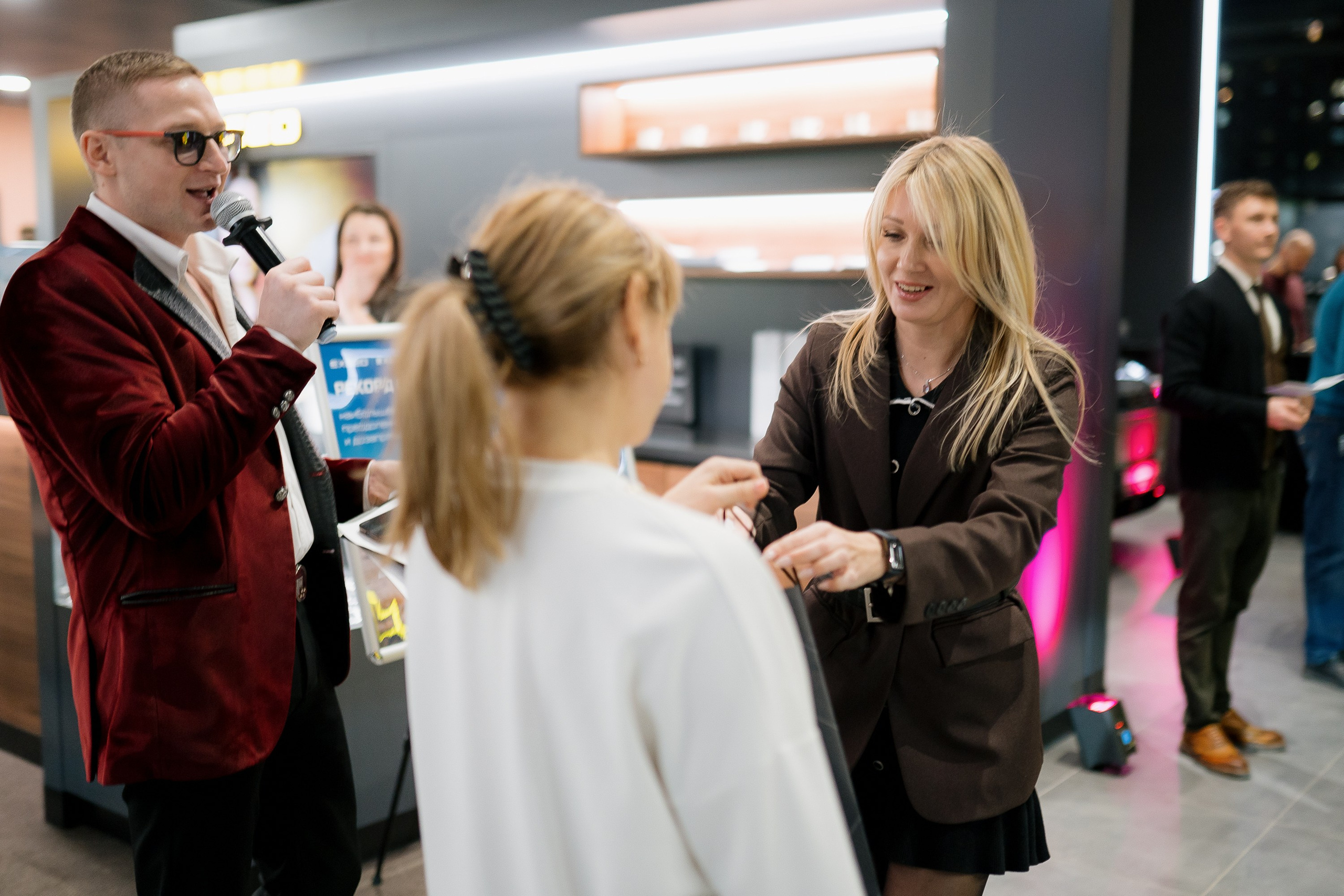 Презентация Exlantix ET. Сергей Кошкин. Репортажная и ивент-фотография в Сургуте