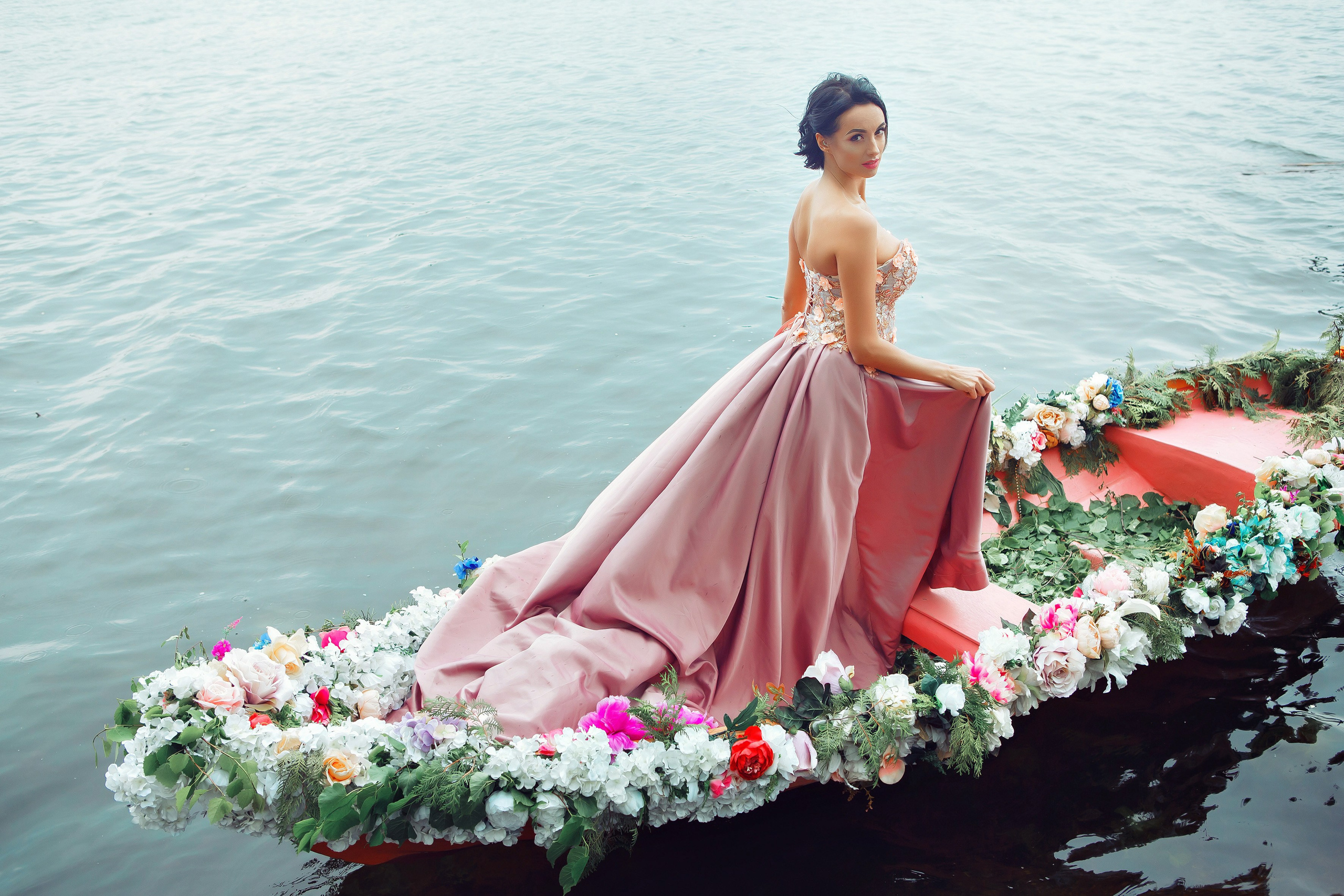 Цветочная Лодка. Свадебный и портретный Фотограф в Липецке Дмитрий Котюков