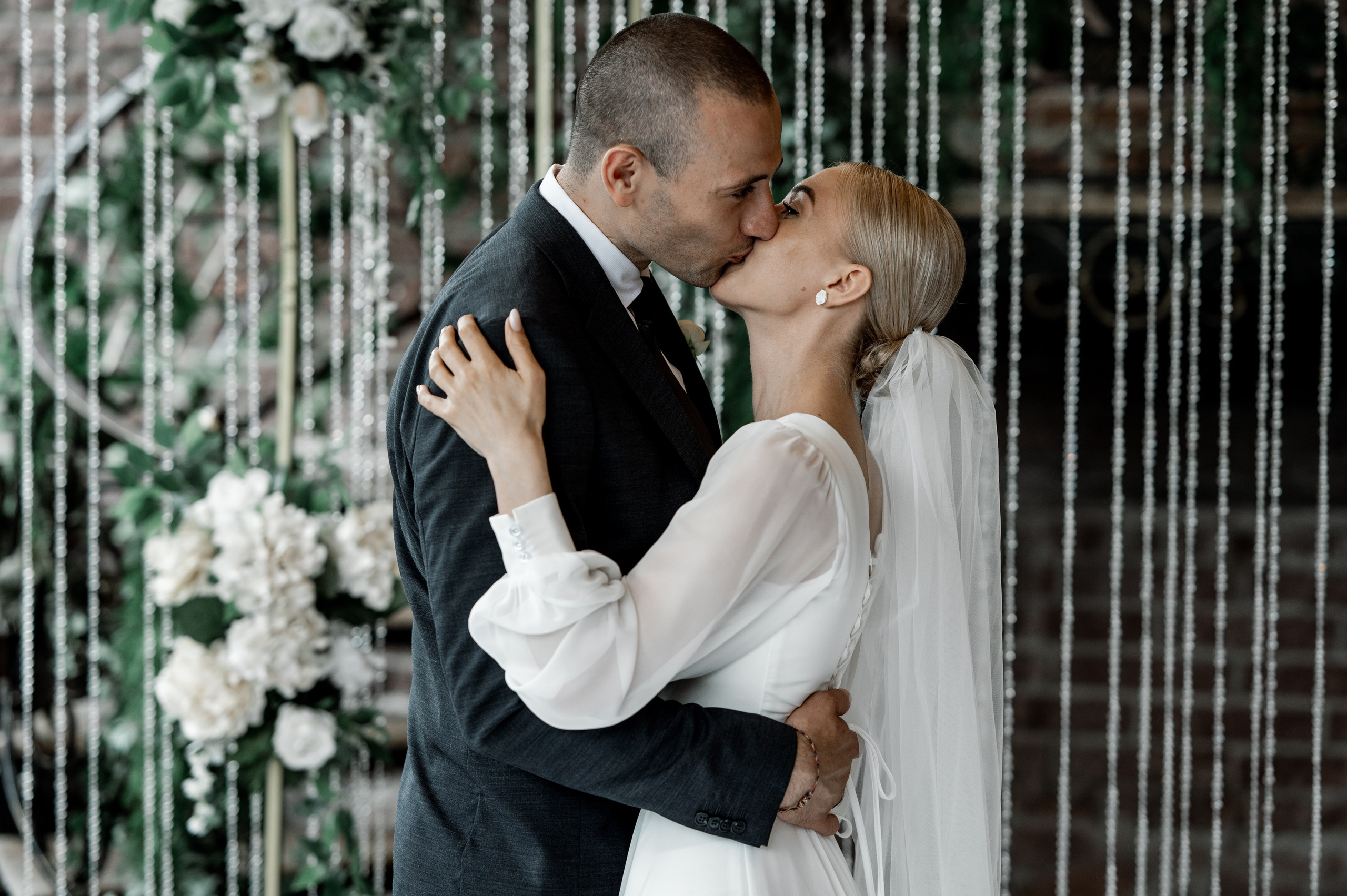 Ирина и Максим. Свадебный фотограф в Тюмени Анастасия Конева