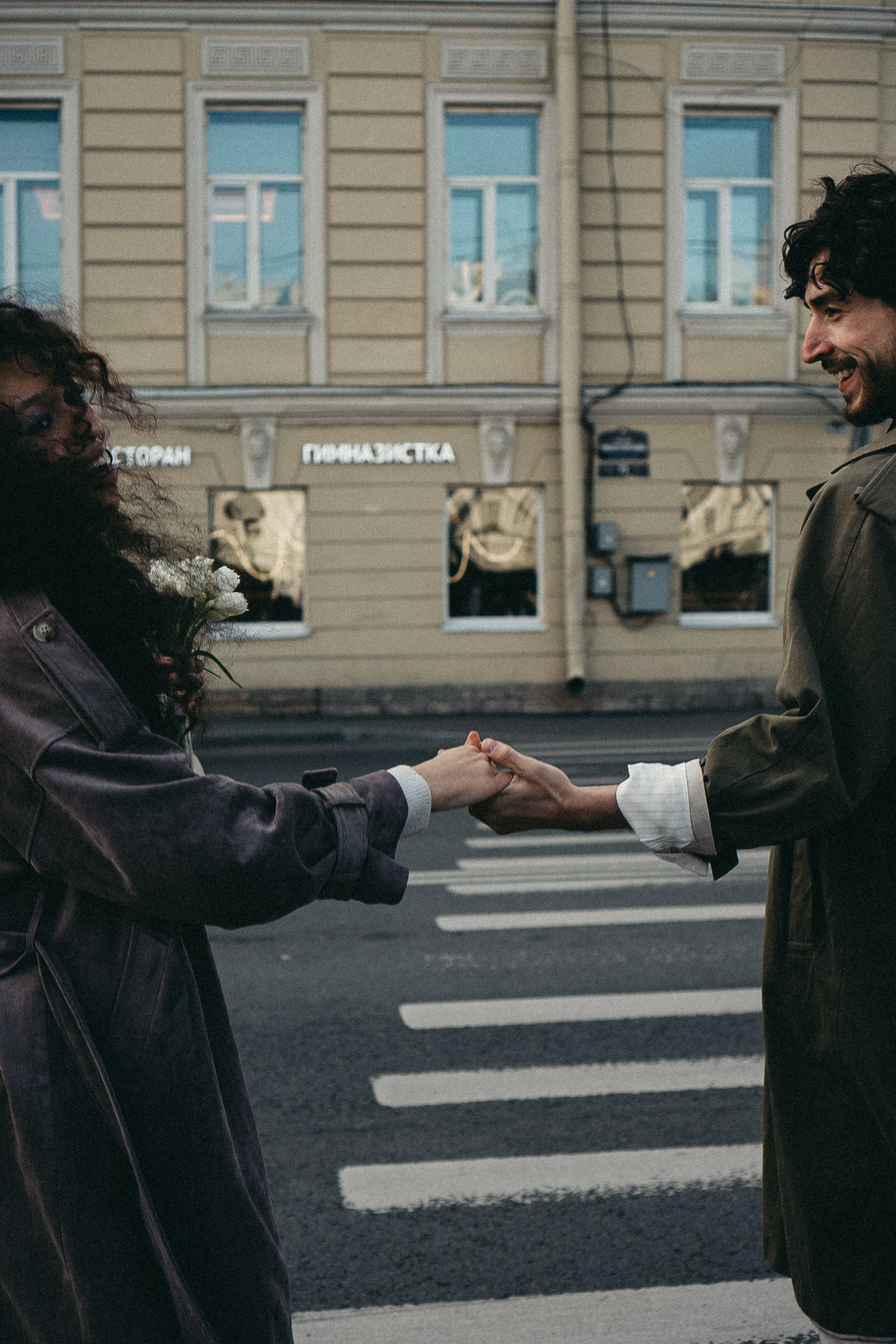 СВАДЕБНАЯ ПРОГУЛКА ПО ПЕТРОГРАДКЕ ВЕСНОЙ. СВАДЕБНАЯ ФОТОСЕССИИЯ НА ПЕТРОГРАДКЕ. Профессиональный фотограф, Санкт-Петербург — Виктория Богомолова