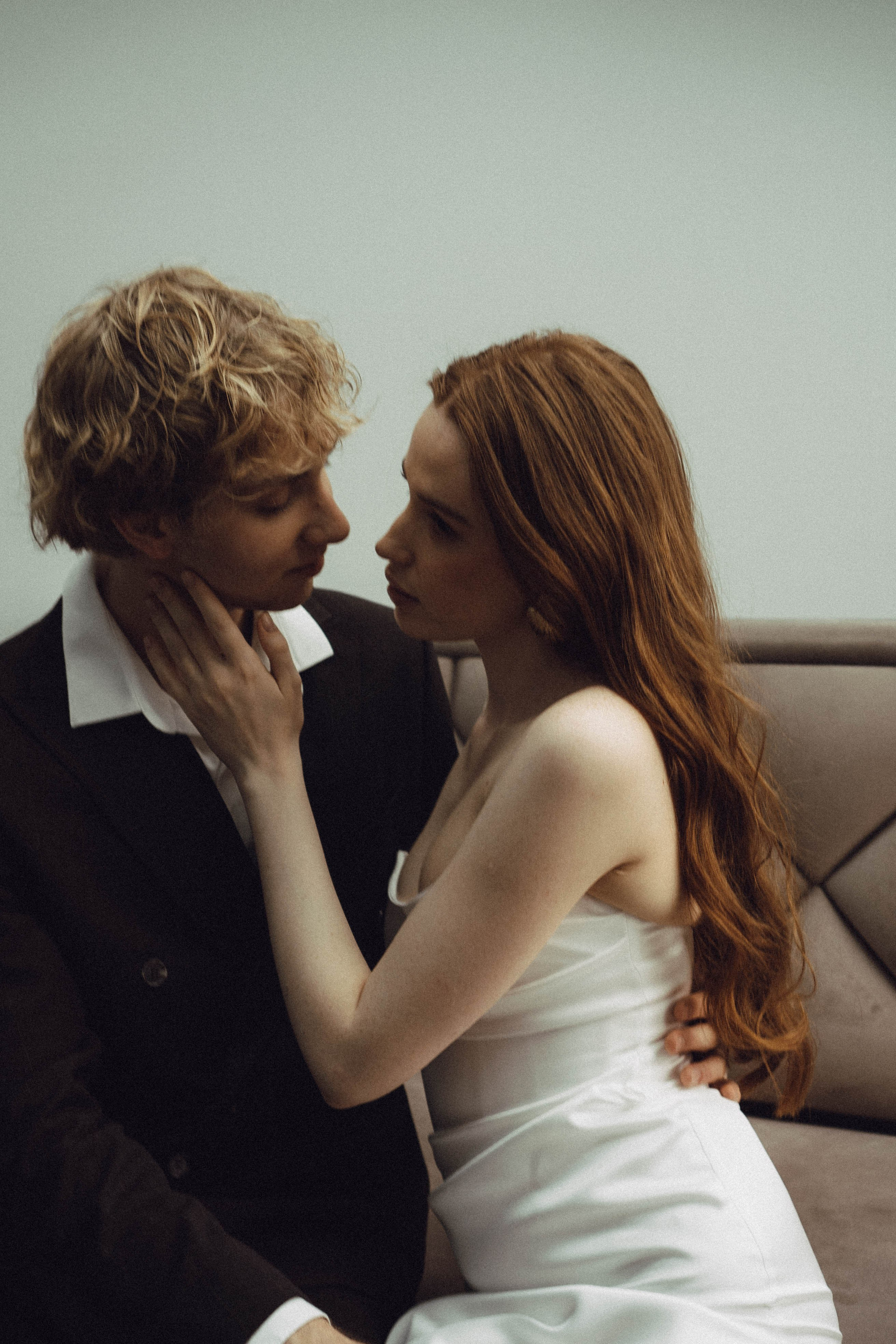 СВАДЕБНАЯ СЬЕМКА В ОТЕЛЕ. СБОРЫ ЖЕНИХА И НЕВЕСТЫ И ТАКЖЕ ТОР И ПОДГОТОВКА К ПРОГУЛКЕ. Профессиональный фотограф, Санкт-Петербург — Виктория Богомолова