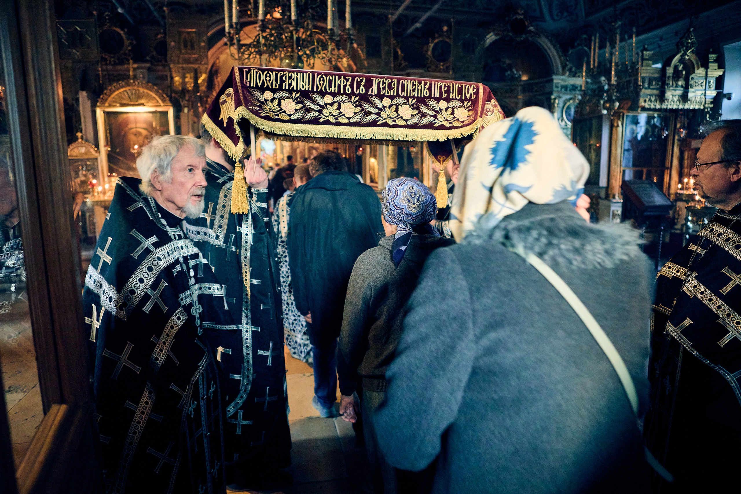 Утреня. Погребение Спасителя. DMITRY MOISEENKO — фотограф, художник, топ-стилист