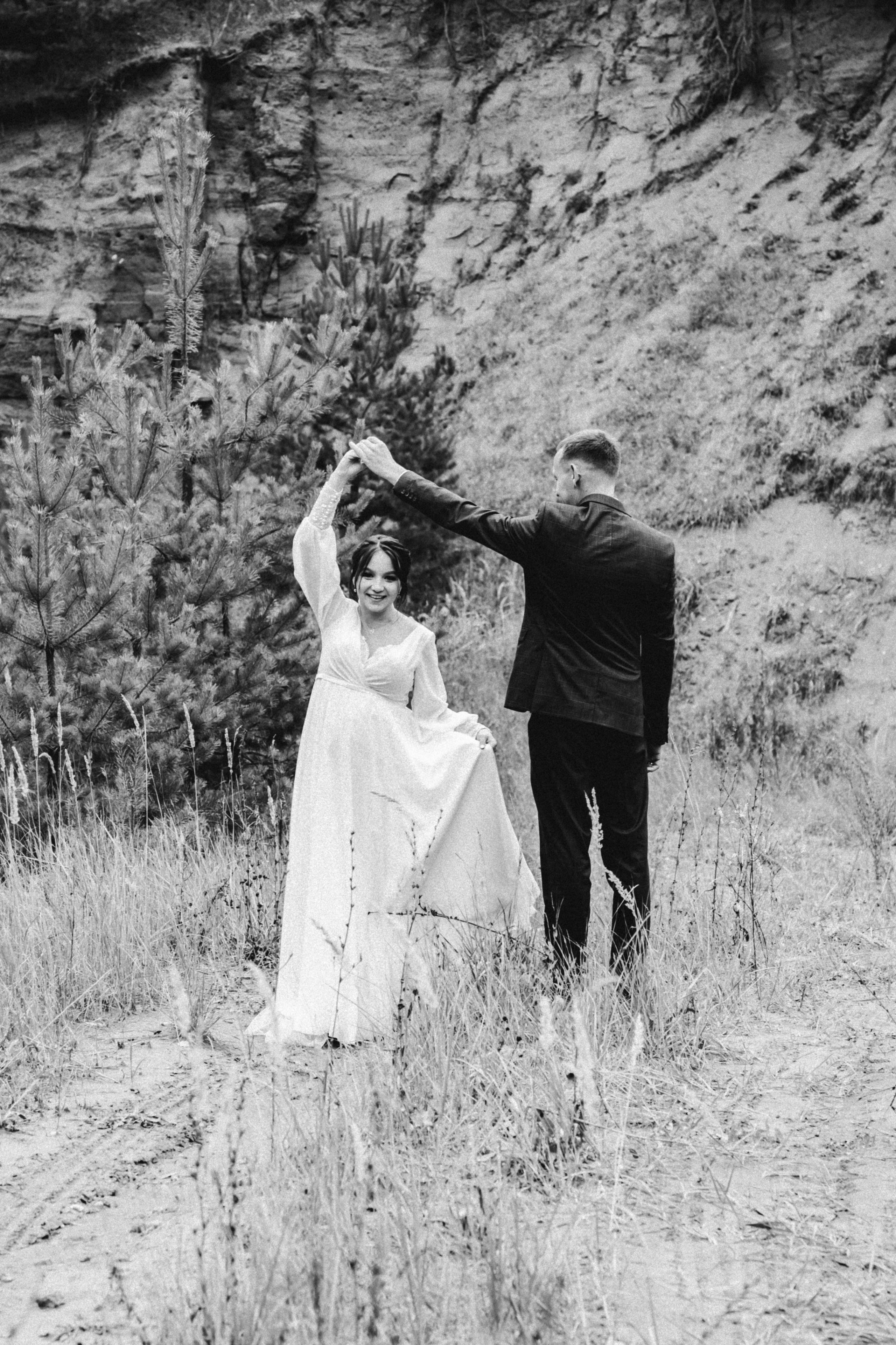 Александр и Елена. Черно белая свадьба сентября