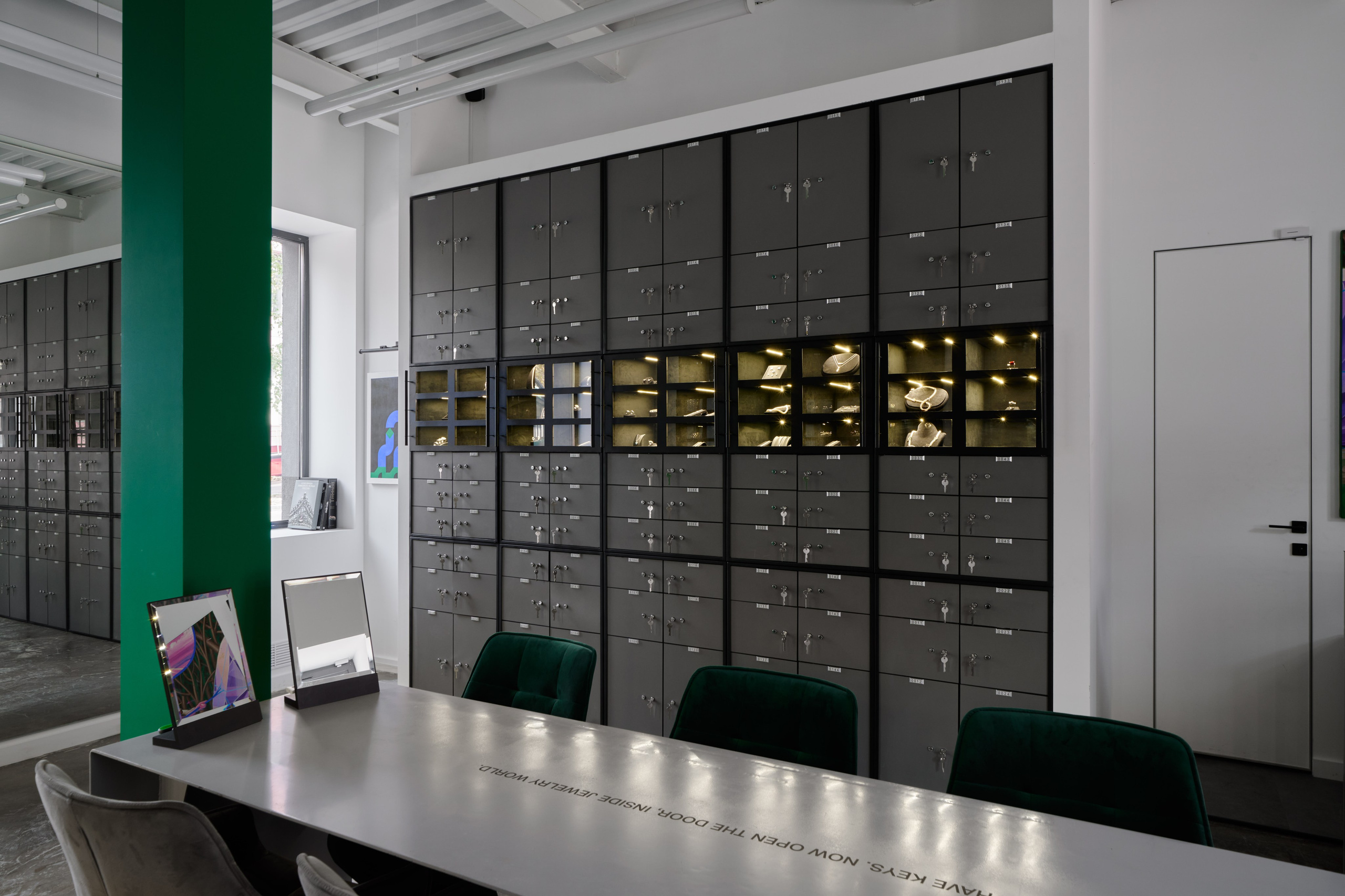 MOZI J. Главная