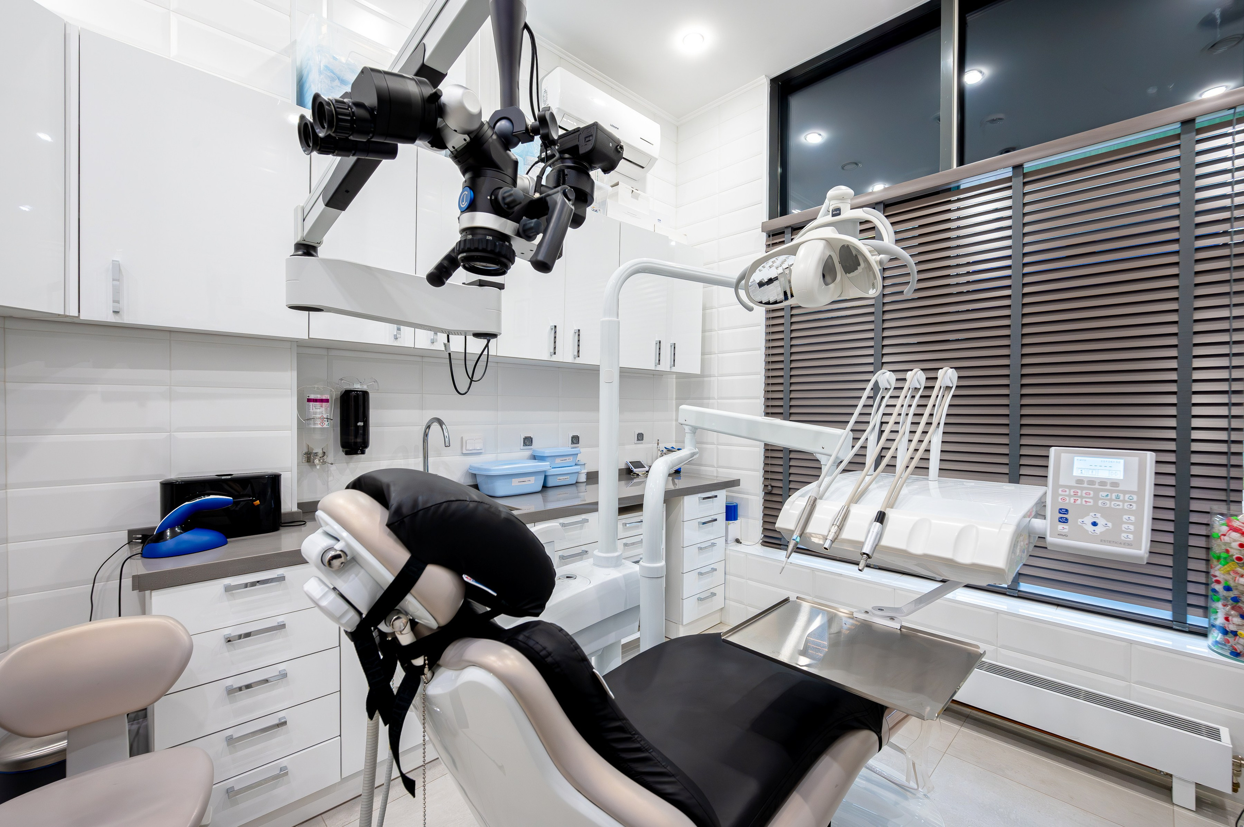Стоматология Ars Dental Clinic. Интерьерный фотограф. Фото- видеосъемка недвижимости Санкт-Петербург